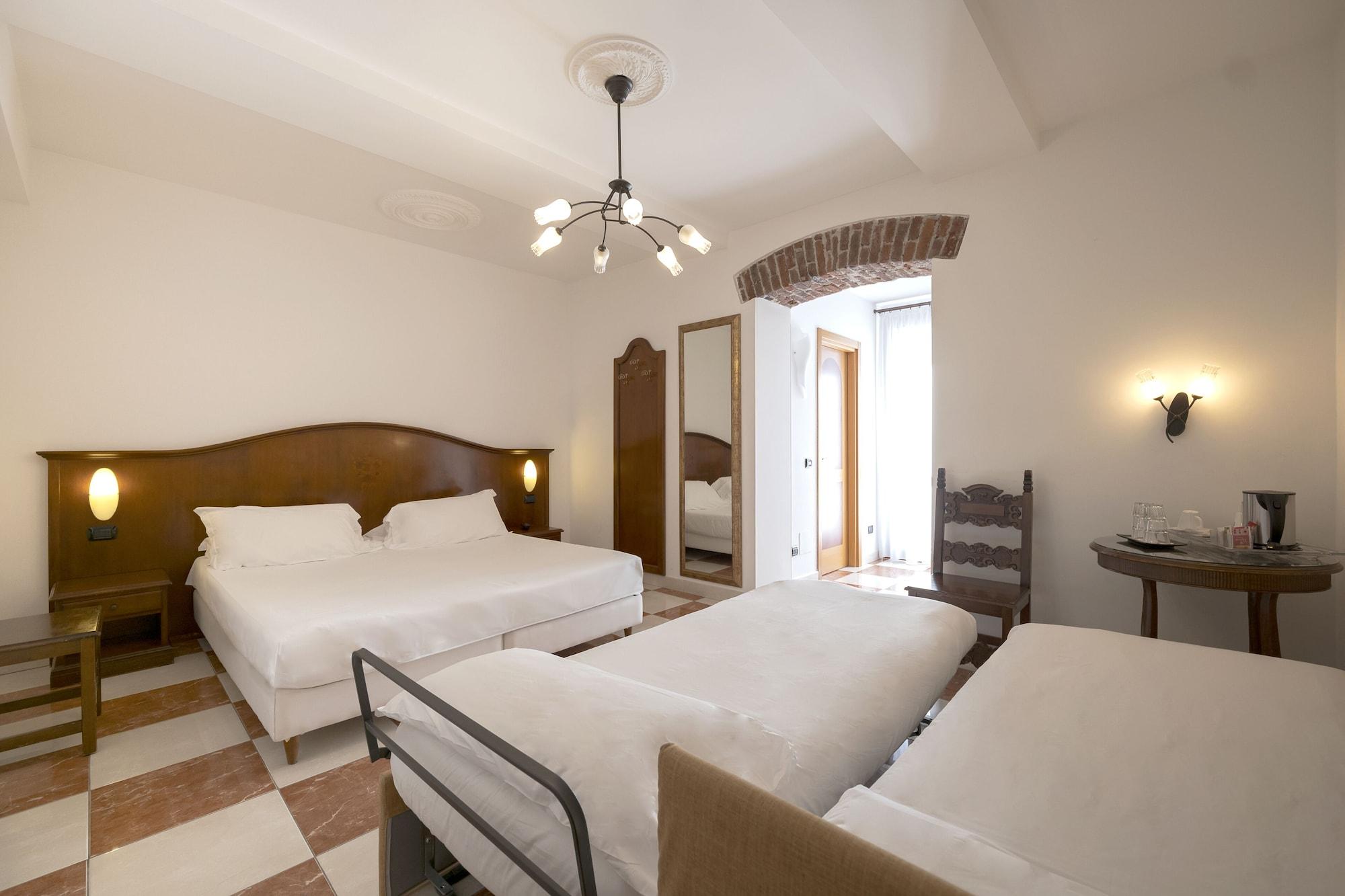 Habitación Hotel Ungheria Varese 1946