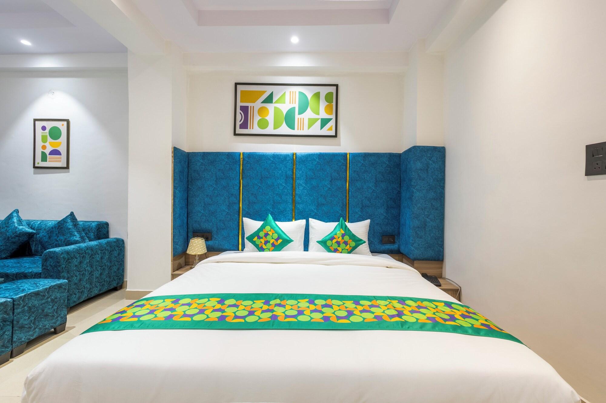Varios Treebo Accent Park and  Banquet