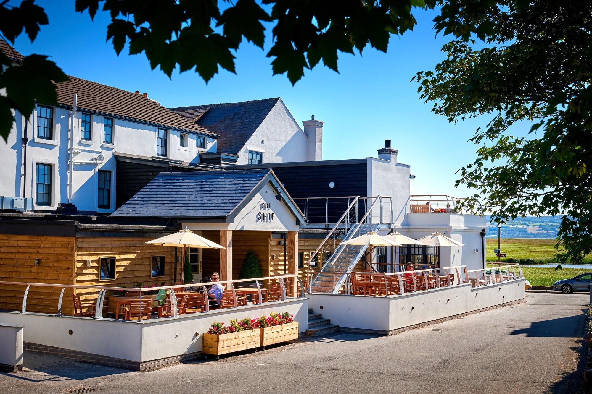 Vista Exterior The Ship