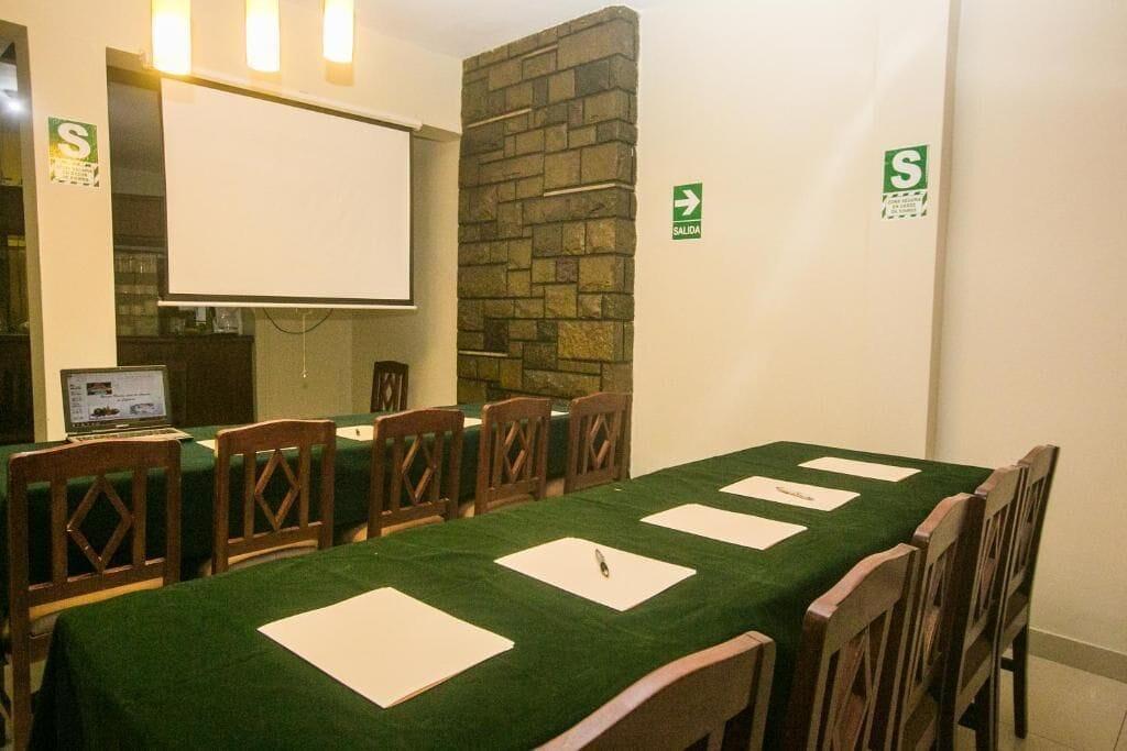 Sala de Reuniones Portada del Sol