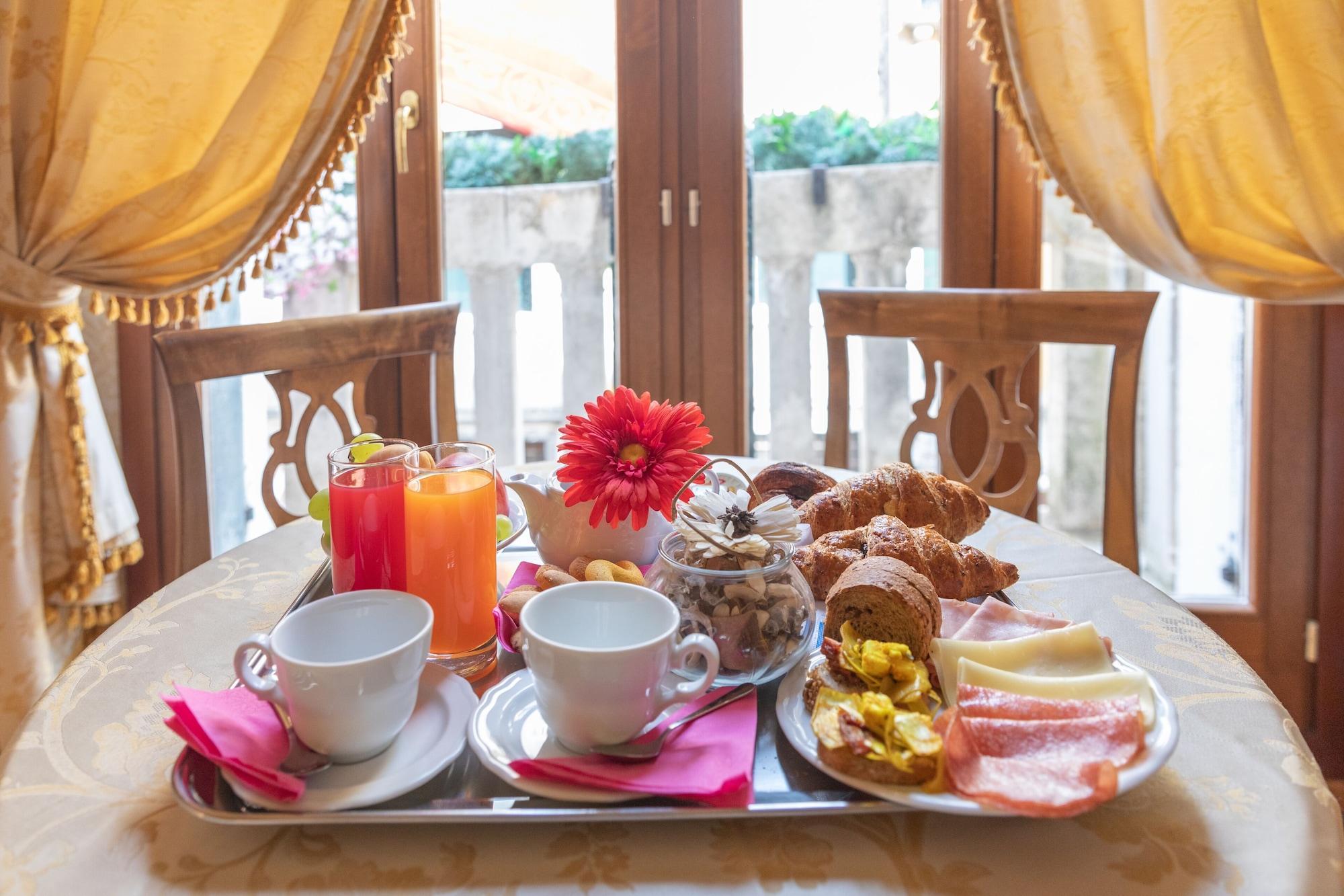 Restaurant Dimora al Doge Beato Vista Canale