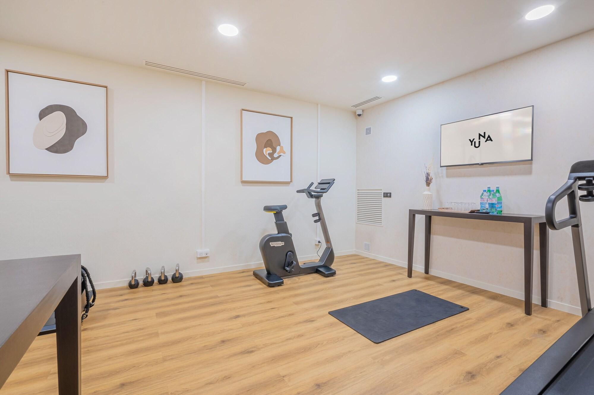 Gimnasio Yuna Porte Maillot - ApartHotel