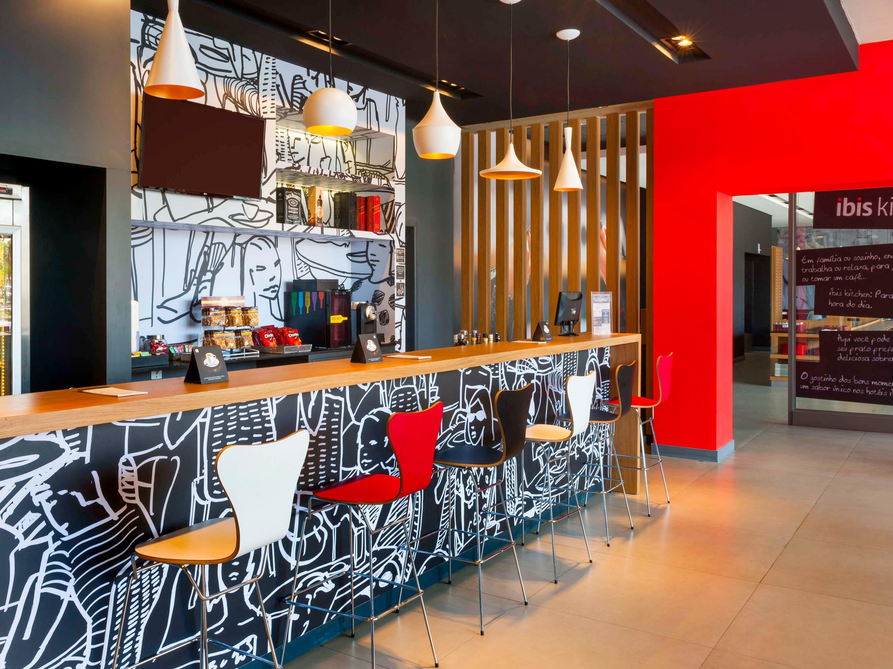 Bar/Salón ibis Navegantes Itajai