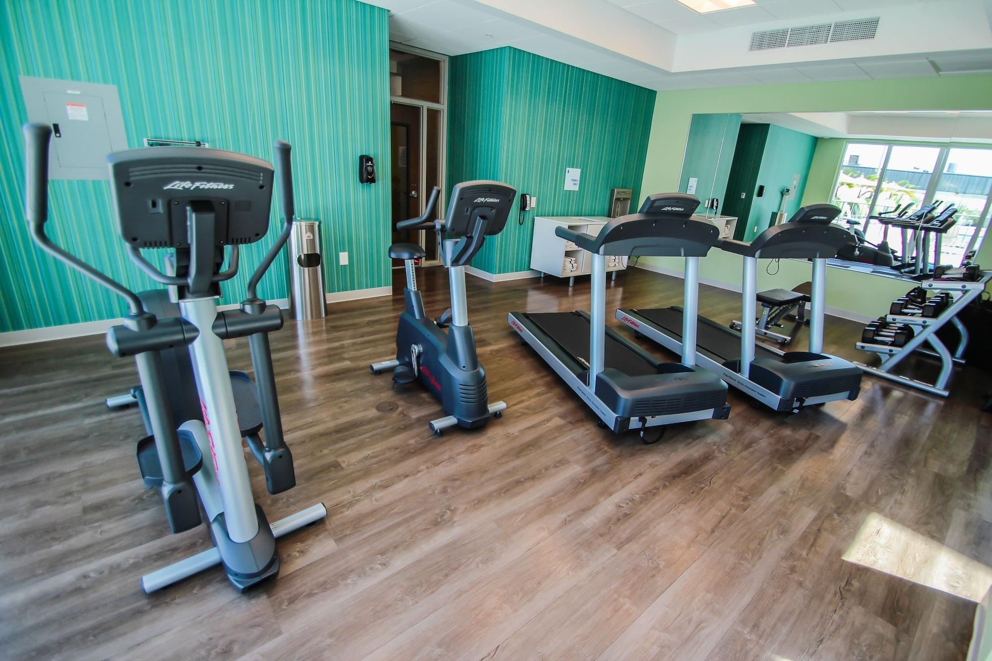 Gimnasio Holiday Inn Express & Suites Miami Airport East by IHG