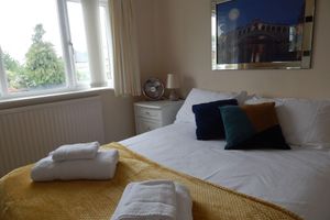 Alquiler Vacacional - Comfortable Family Stay With Parking and Gardens