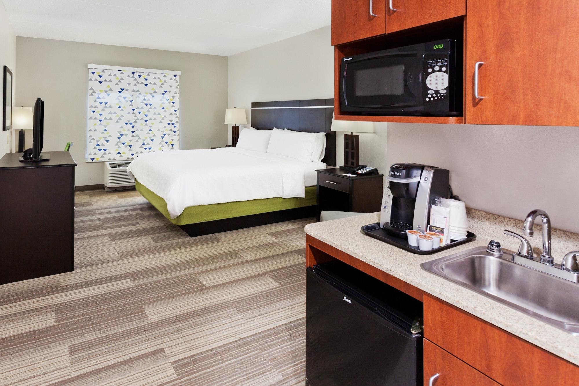 Habitación Holiday Inn Express Hotel & Suites Montgomery E - Eastchase by IHG