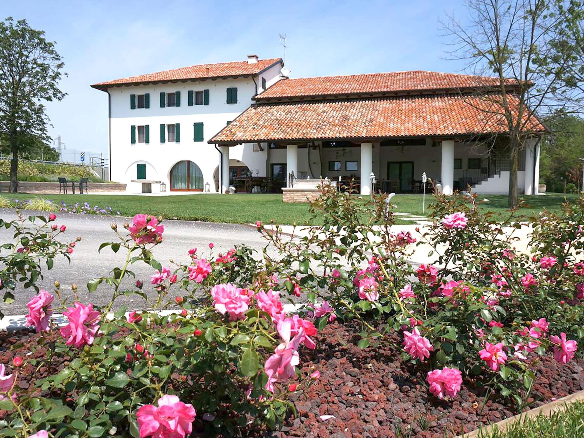 Varios Casa Dei Racconti