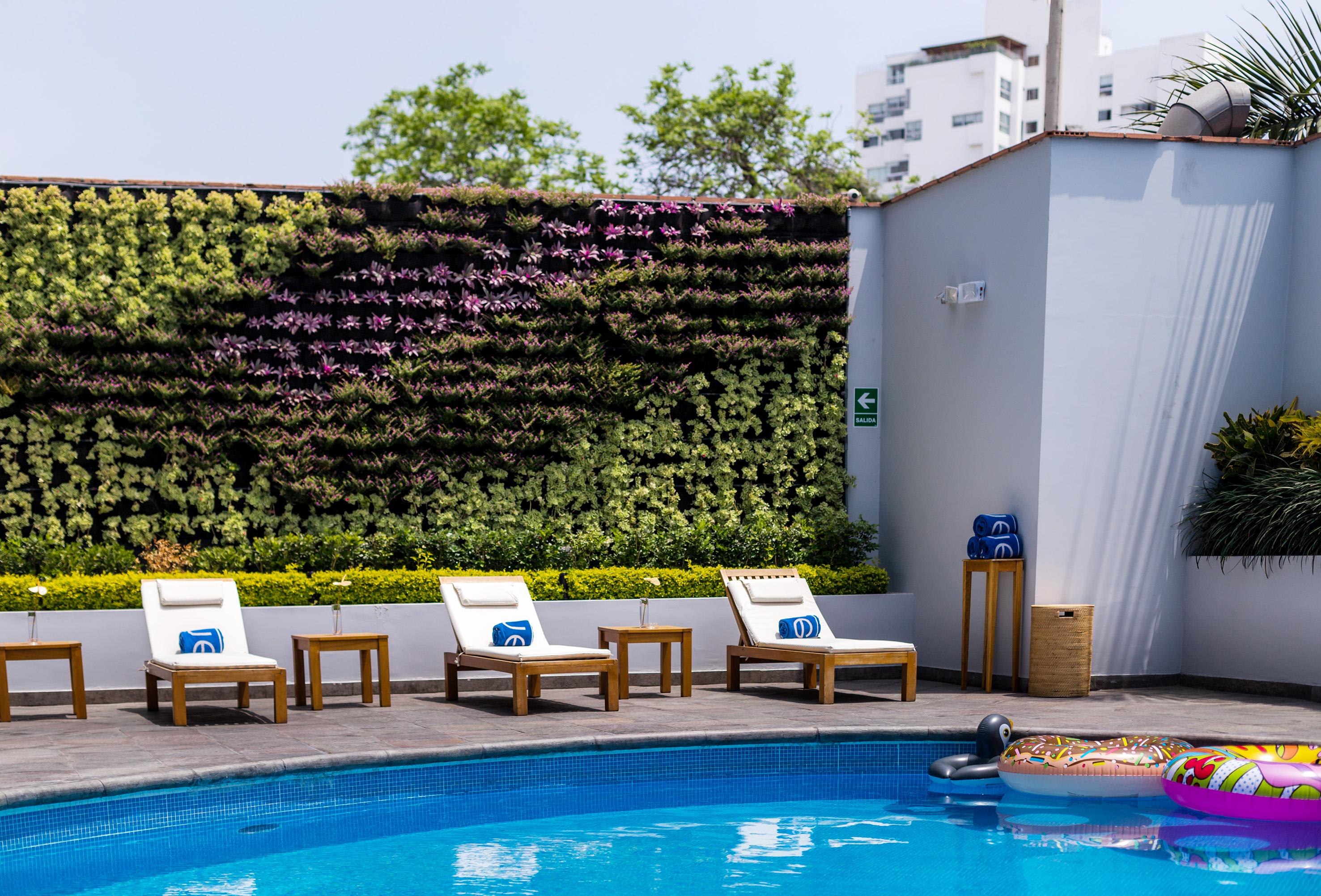 Vista Piscina Meliá Lima