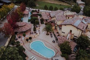 Alojamiento - San Raffaele Hotel Restaurant & Resort