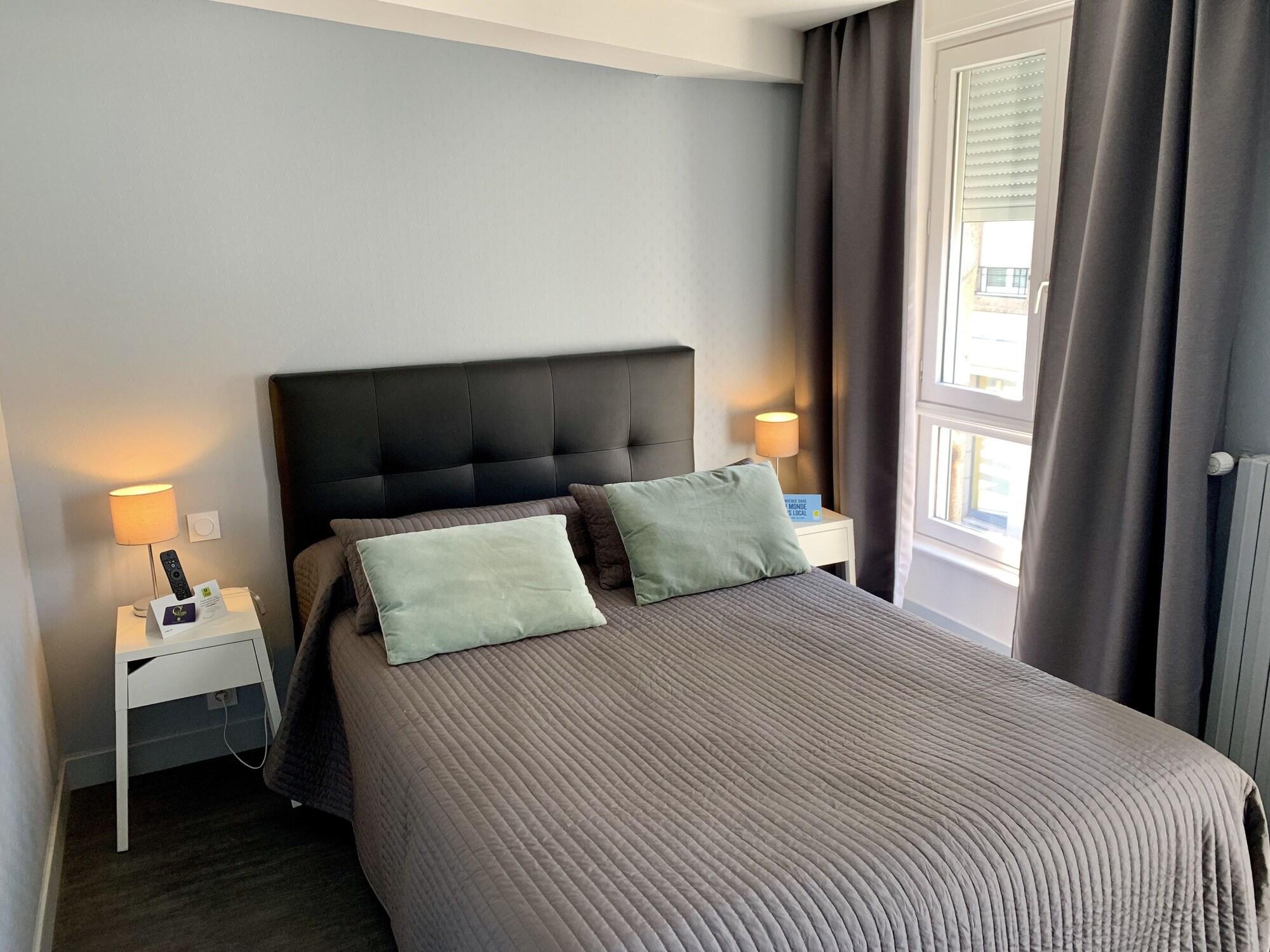 Habitación Logis Hôtel Restaurant Le Fruitier