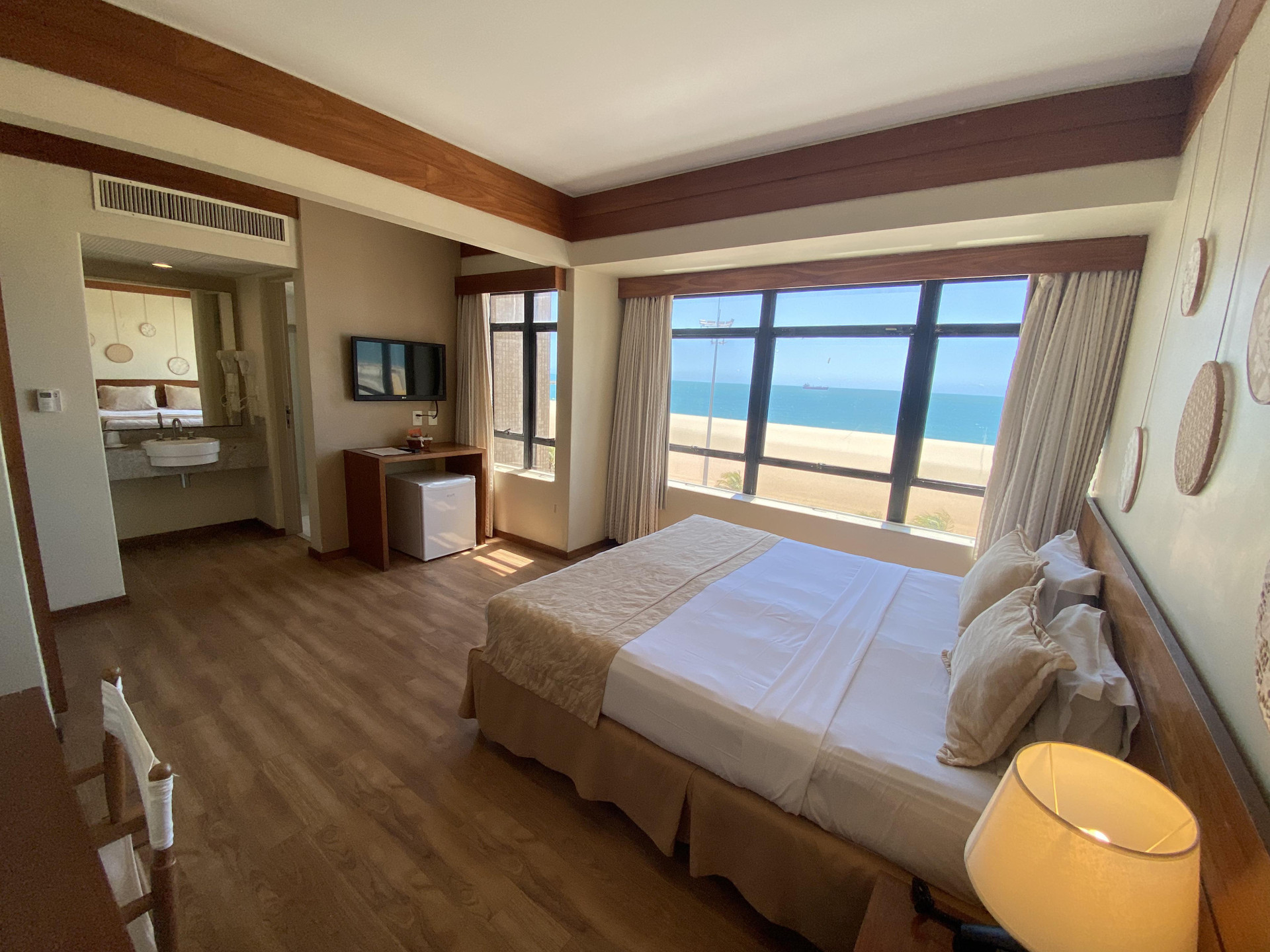 Guest room Carmel Magna Praia Hotel