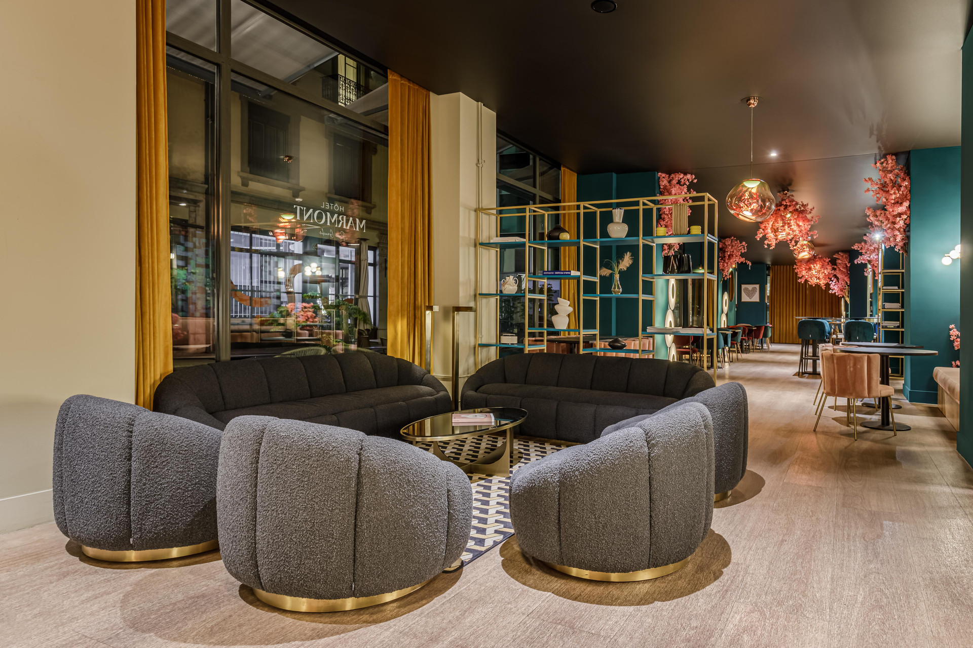 Vista Lobby Marmont Hotel