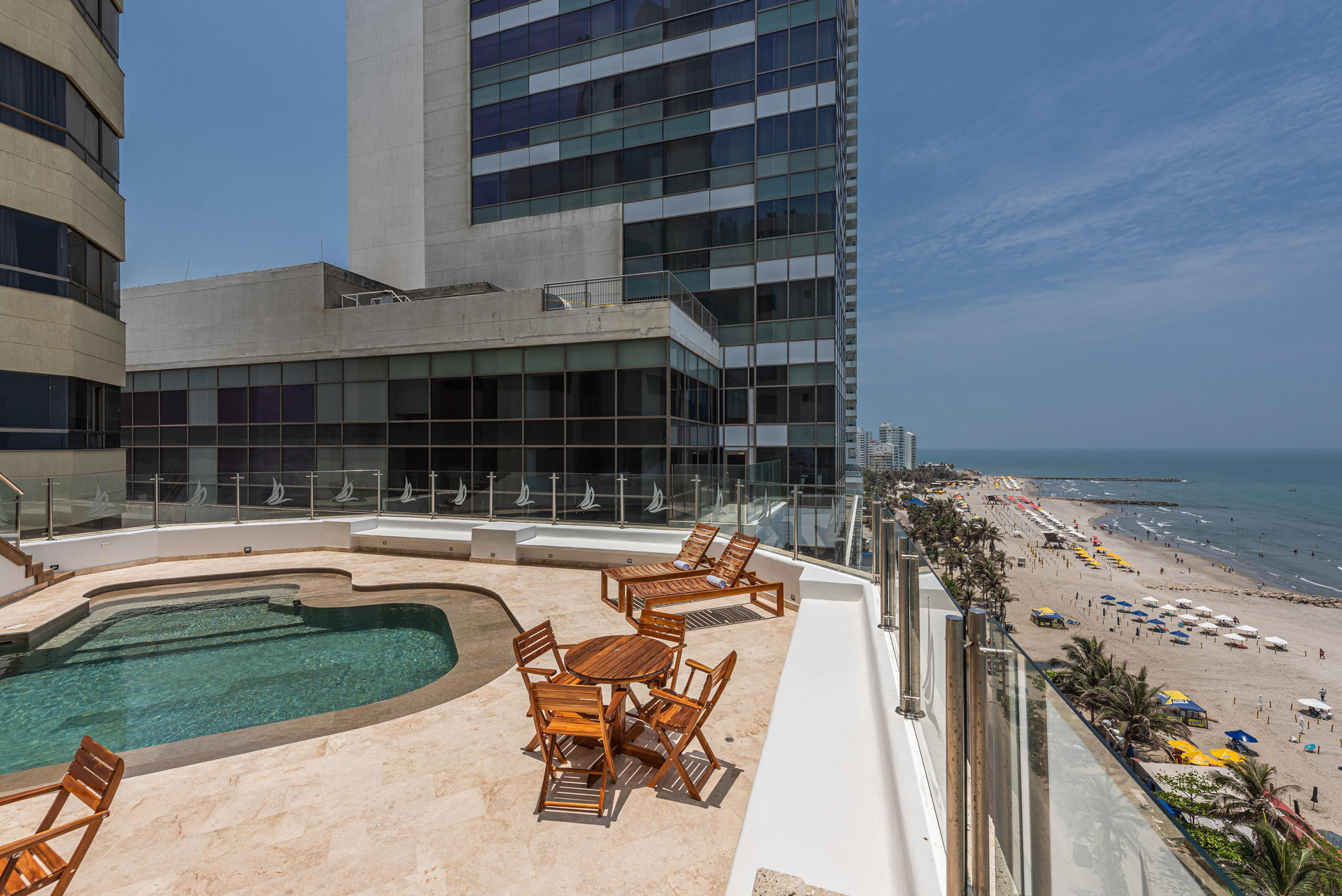 Vista Piscina Hotel Regatta Cartagena