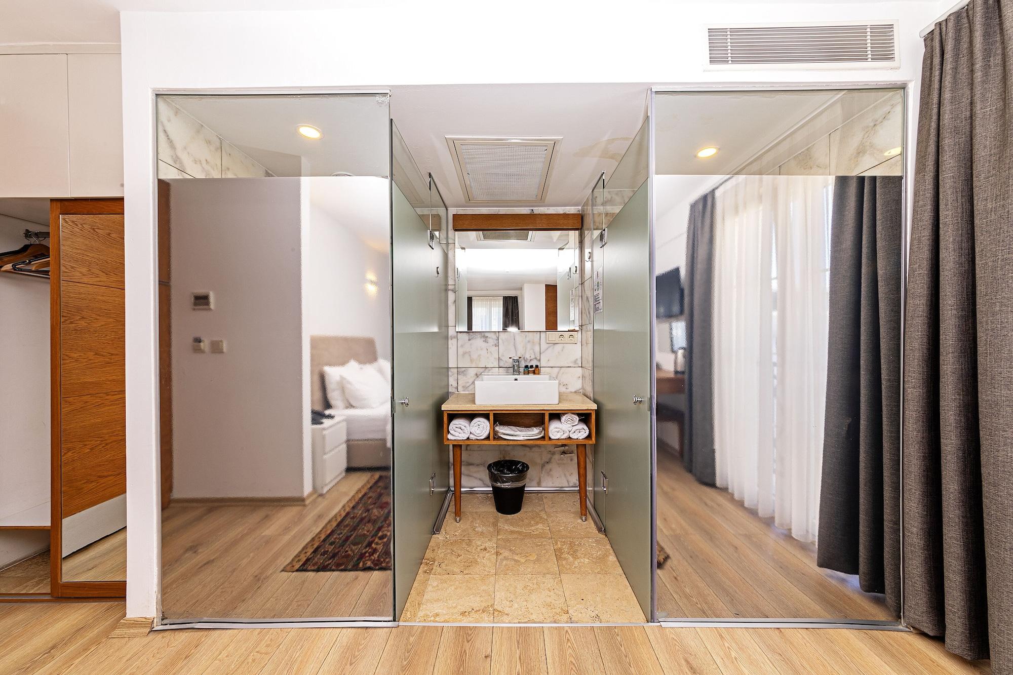 Equipamiento de Habitación Neda