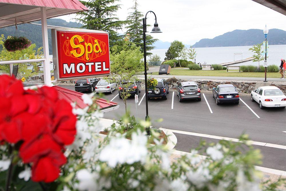 Varios Harrison Spa Motel