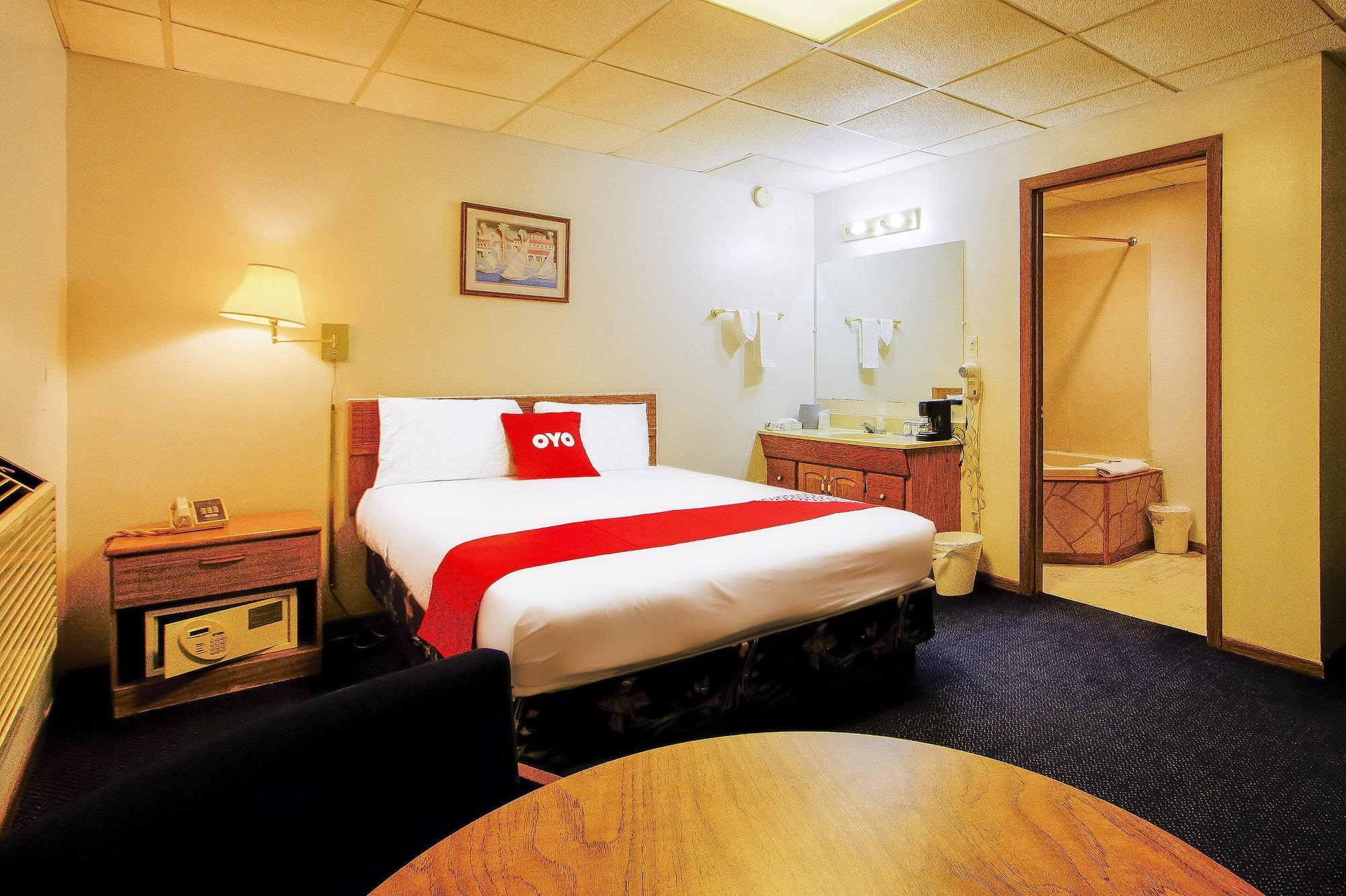 Varios OYO Hotel Chapmanville Inn, WV - Hwy 119