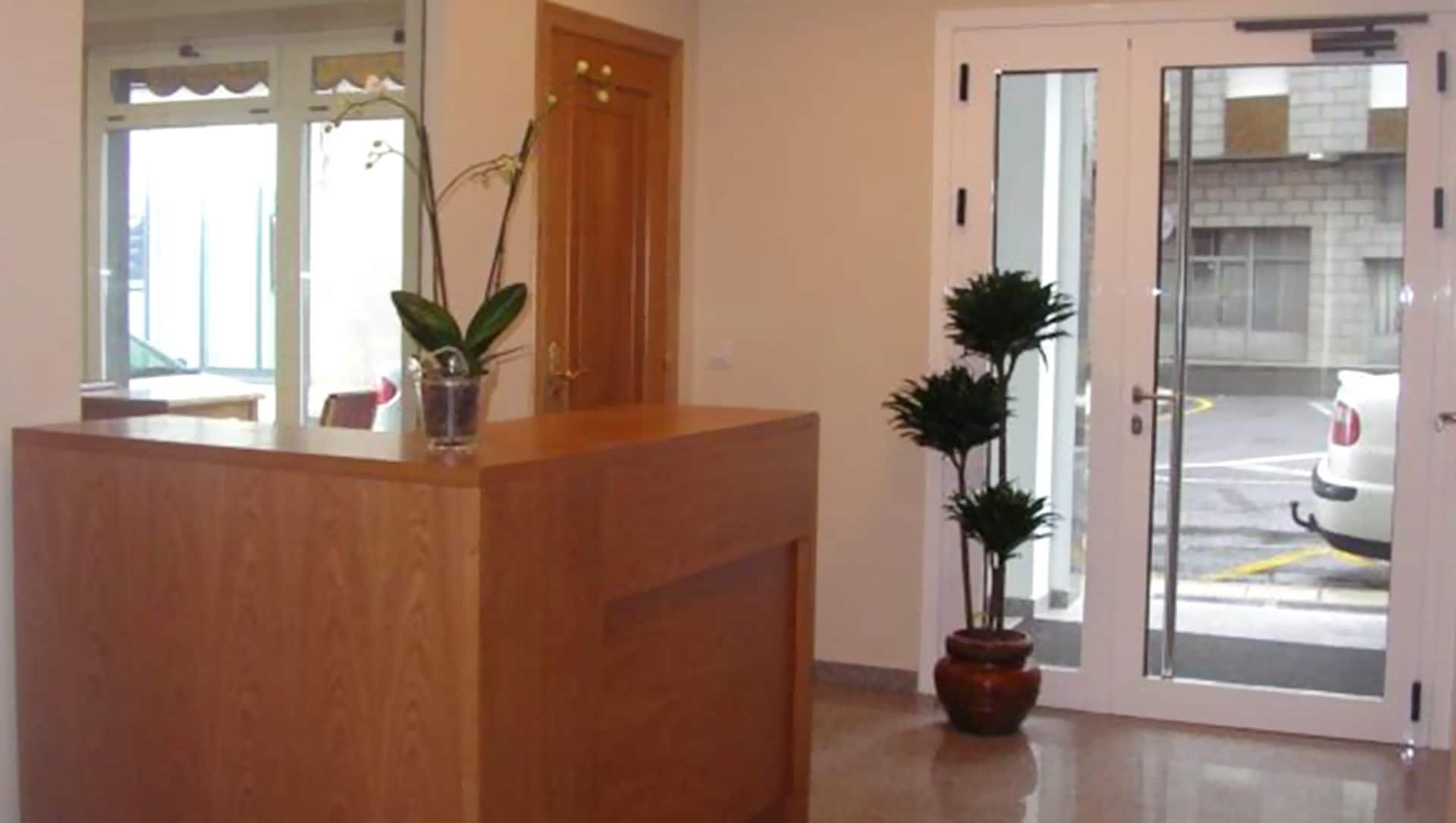 Vista Lobby Pension Restaurante La Bombilla