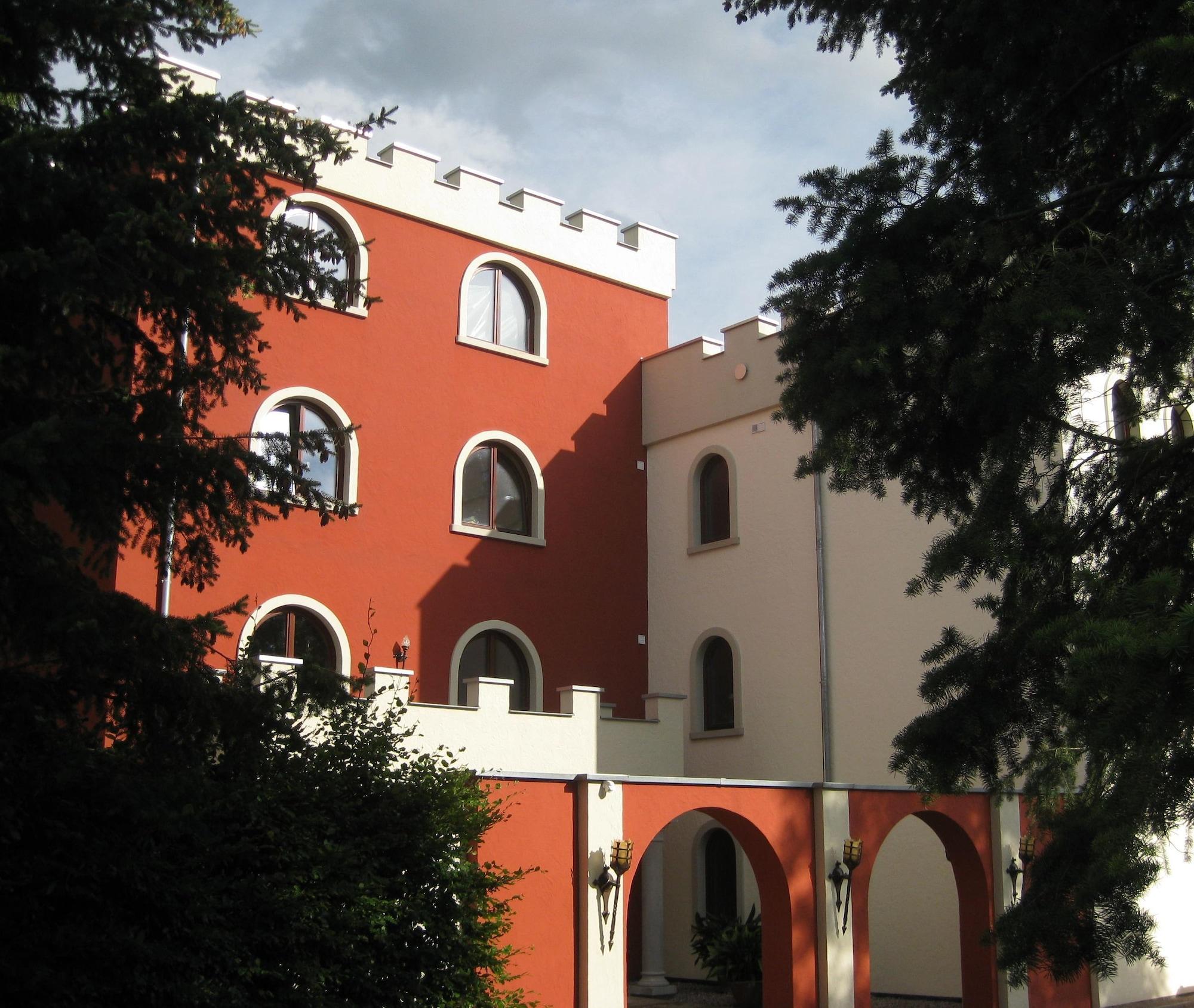 Vista Exterior Landhaus & Burg Hotel Romantik
