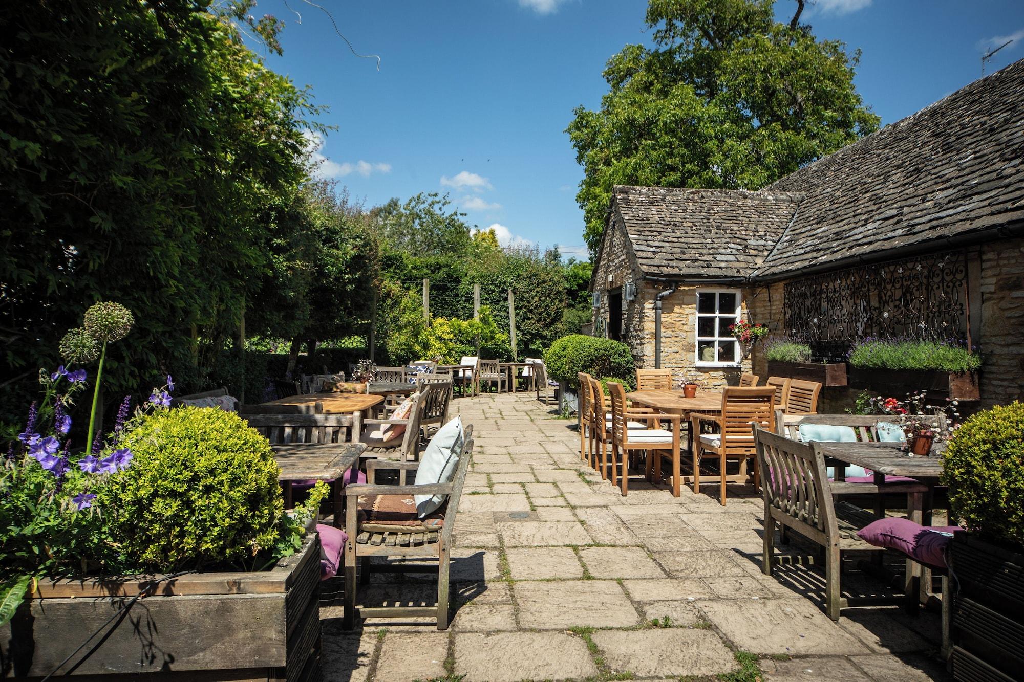 Vista Exterior The White Horse Inn