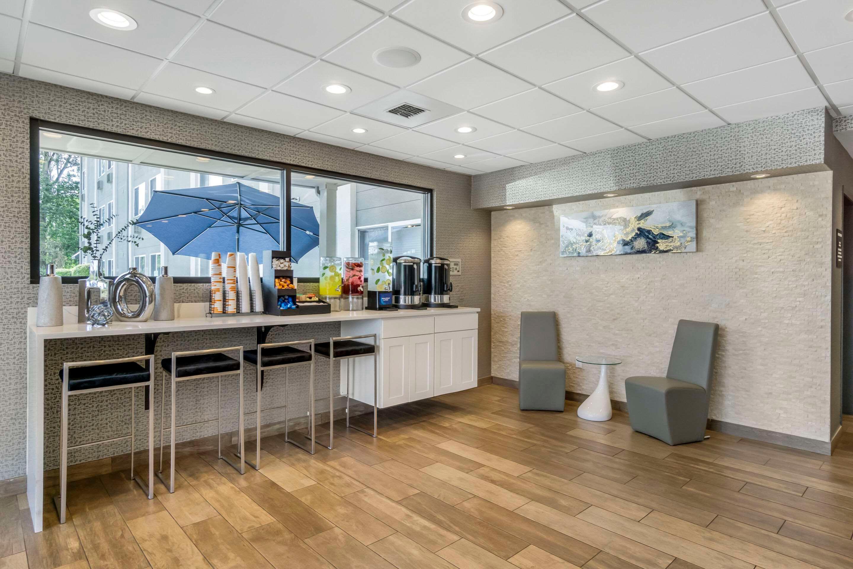 Restaurant Comfort Inn & Suites Pacific - Auburn