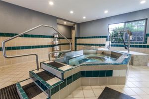 Alojamiento - Ramada by Wyndham Portland