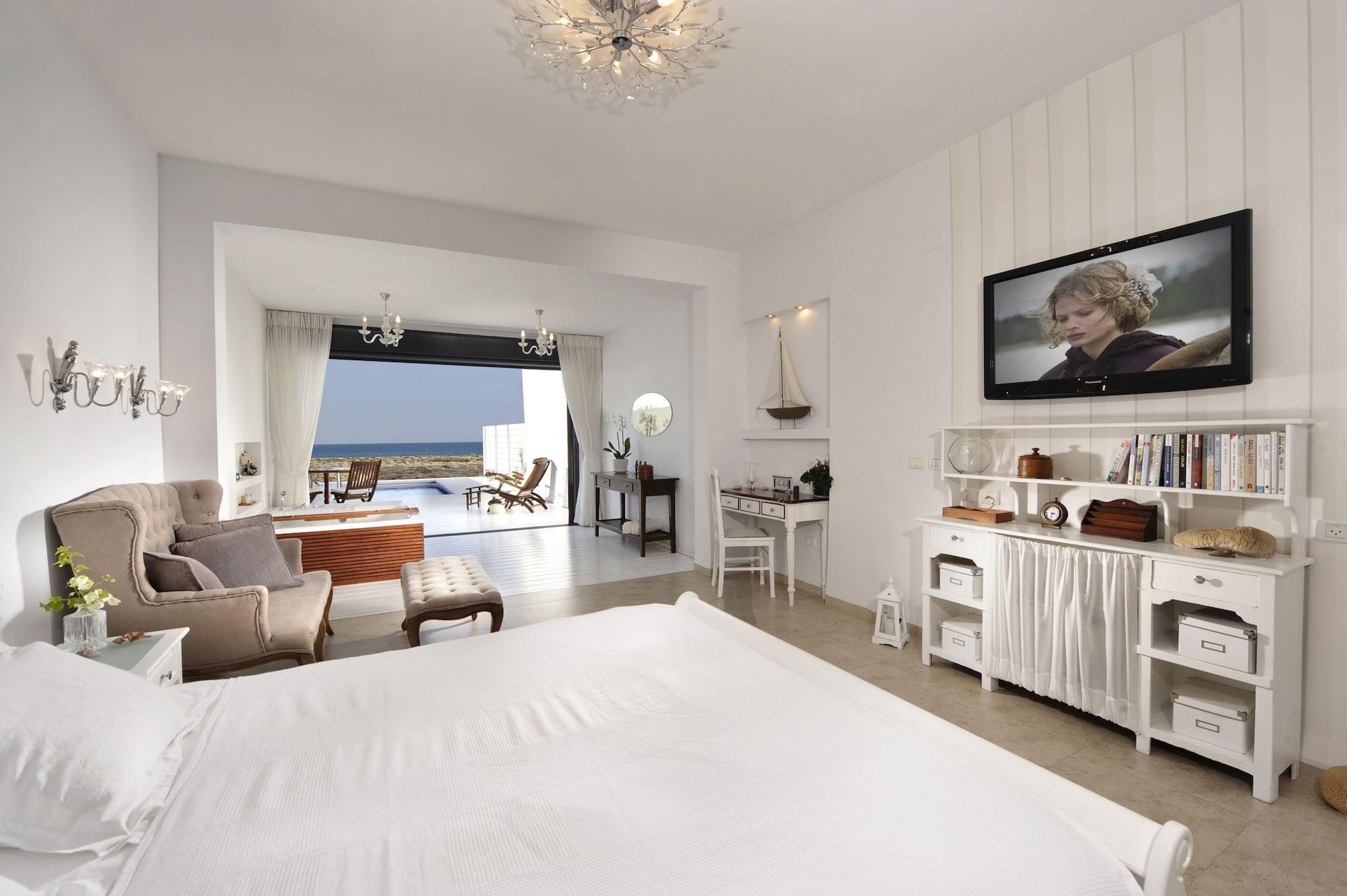 Varios Yamim Suites On The Beach - Adults Only