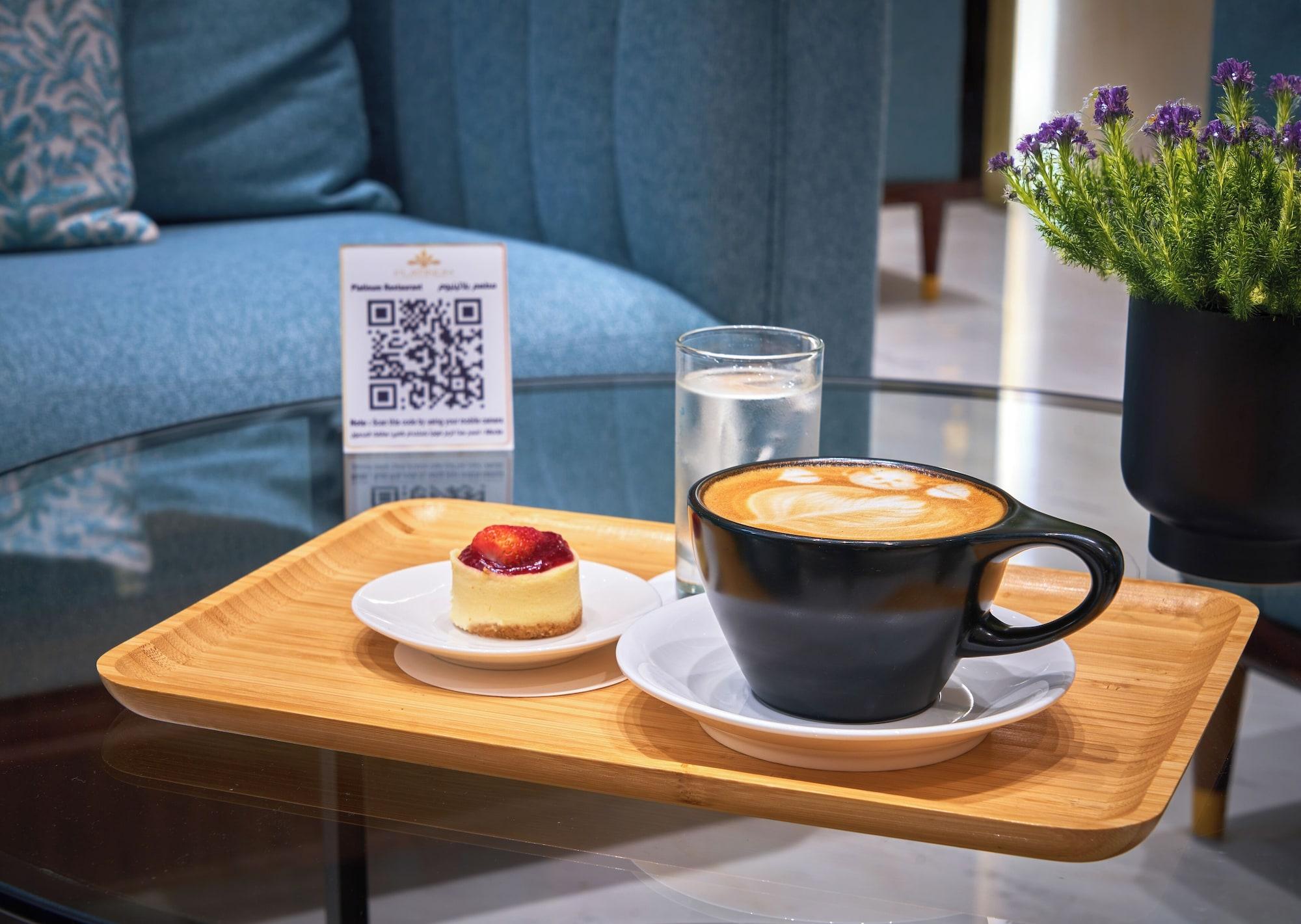 Bar/Salón Platinum Hotel