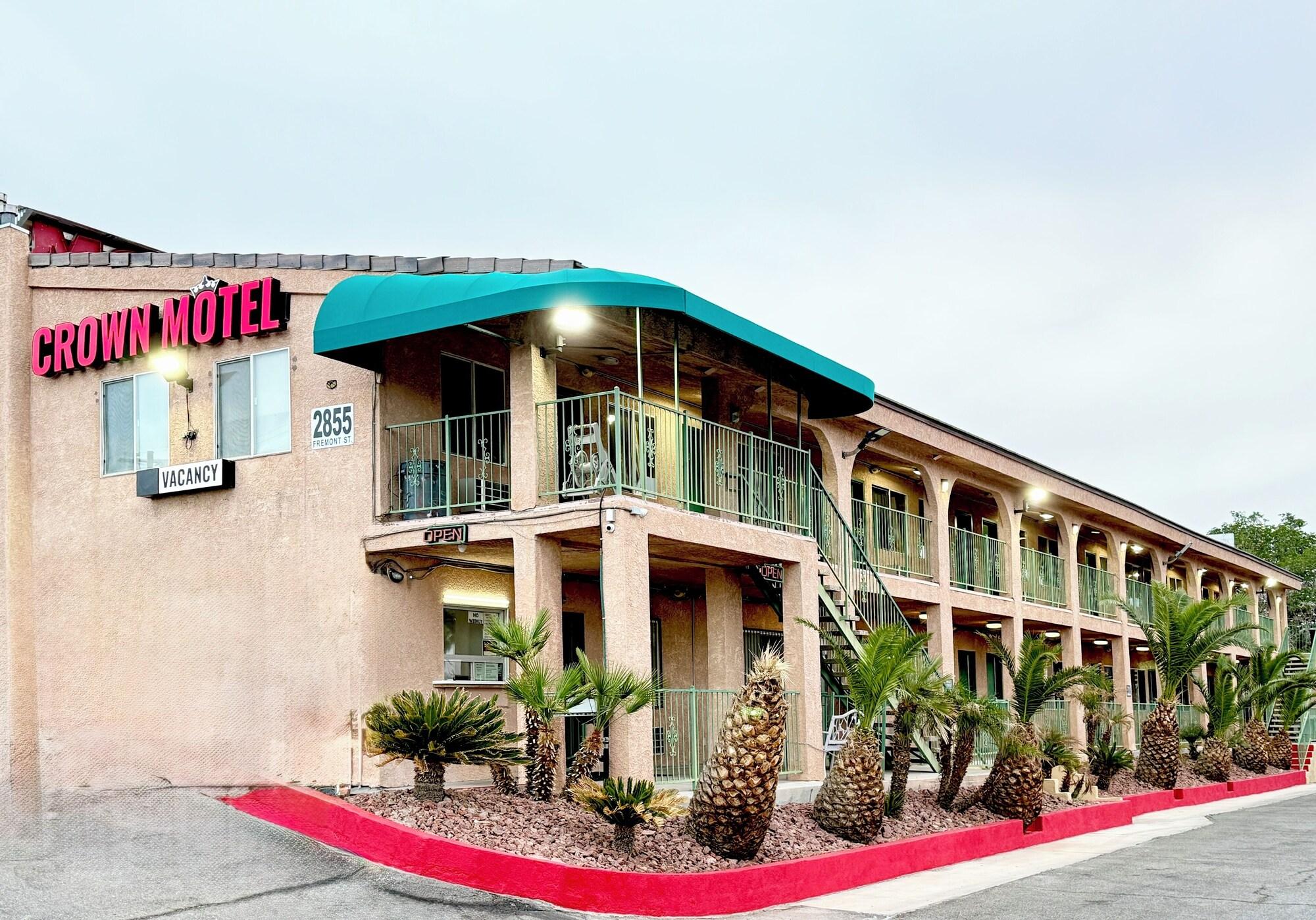 Varios Crown Motel