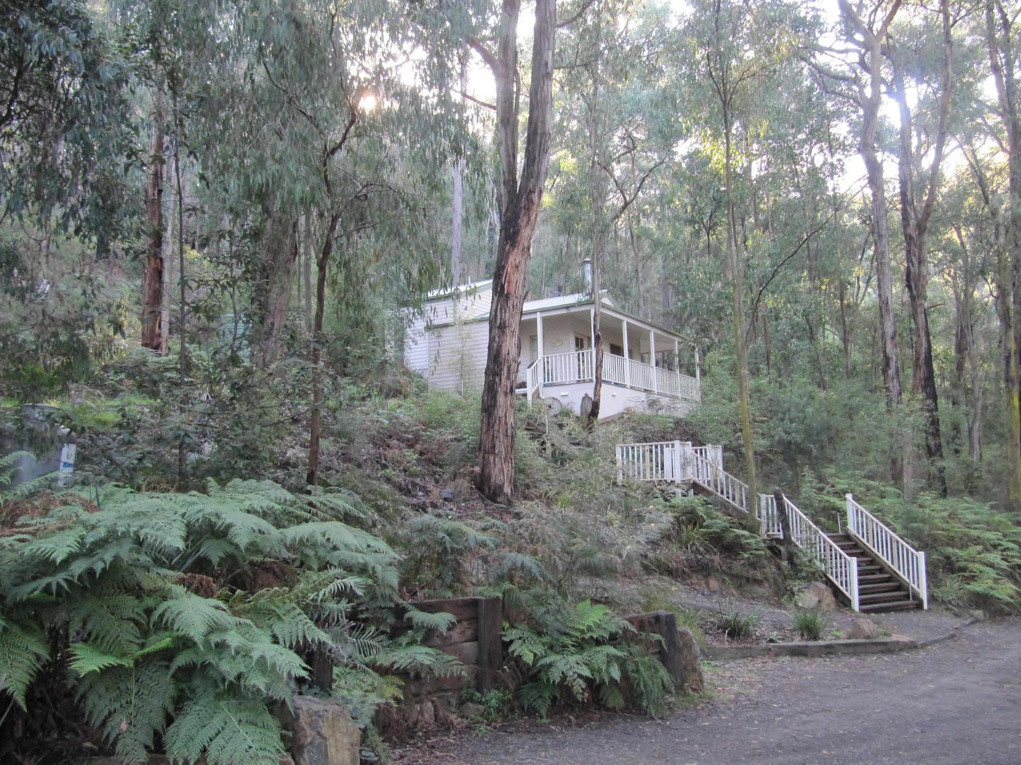 Vista Exterior Myers Creek Cascades Luxury Cottages