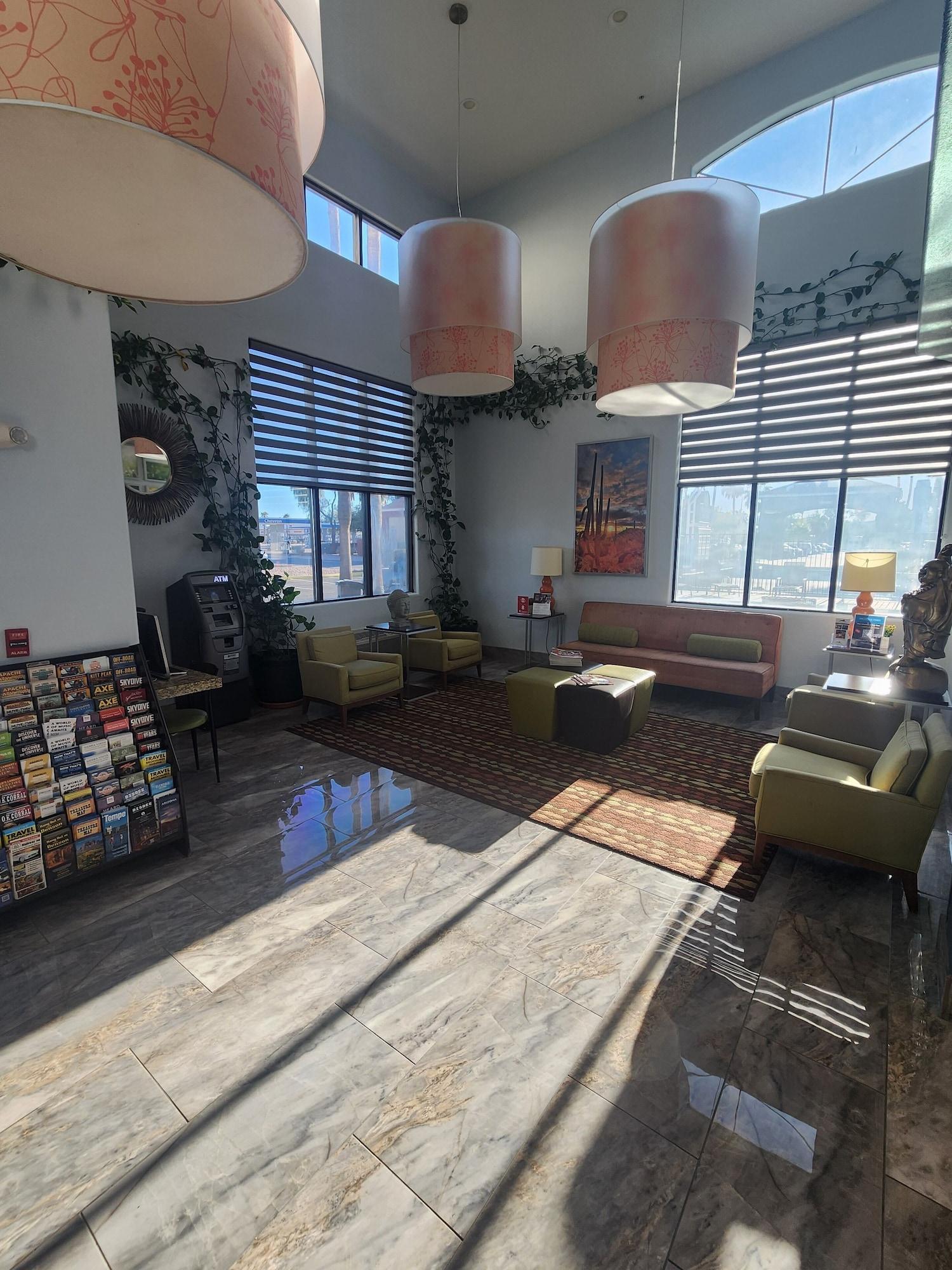 Vista Lobby Days Inn & Suites by Wyndham Tucson/Marana