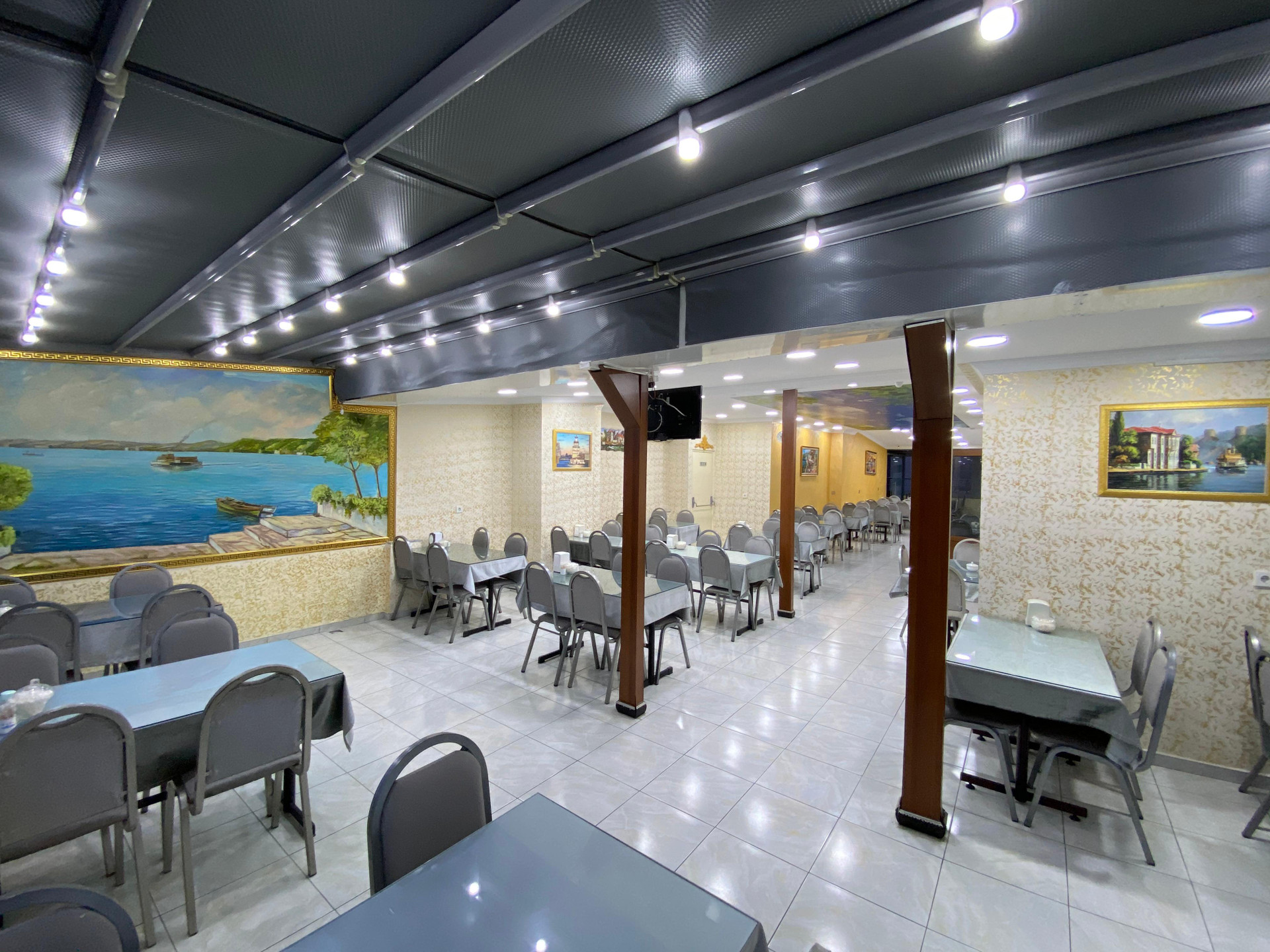 Vista Exterior Grand Oral Hotel