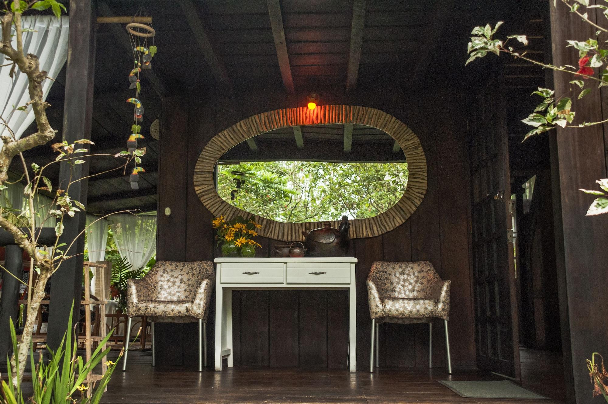 Vista Lobby Casa de Piedra