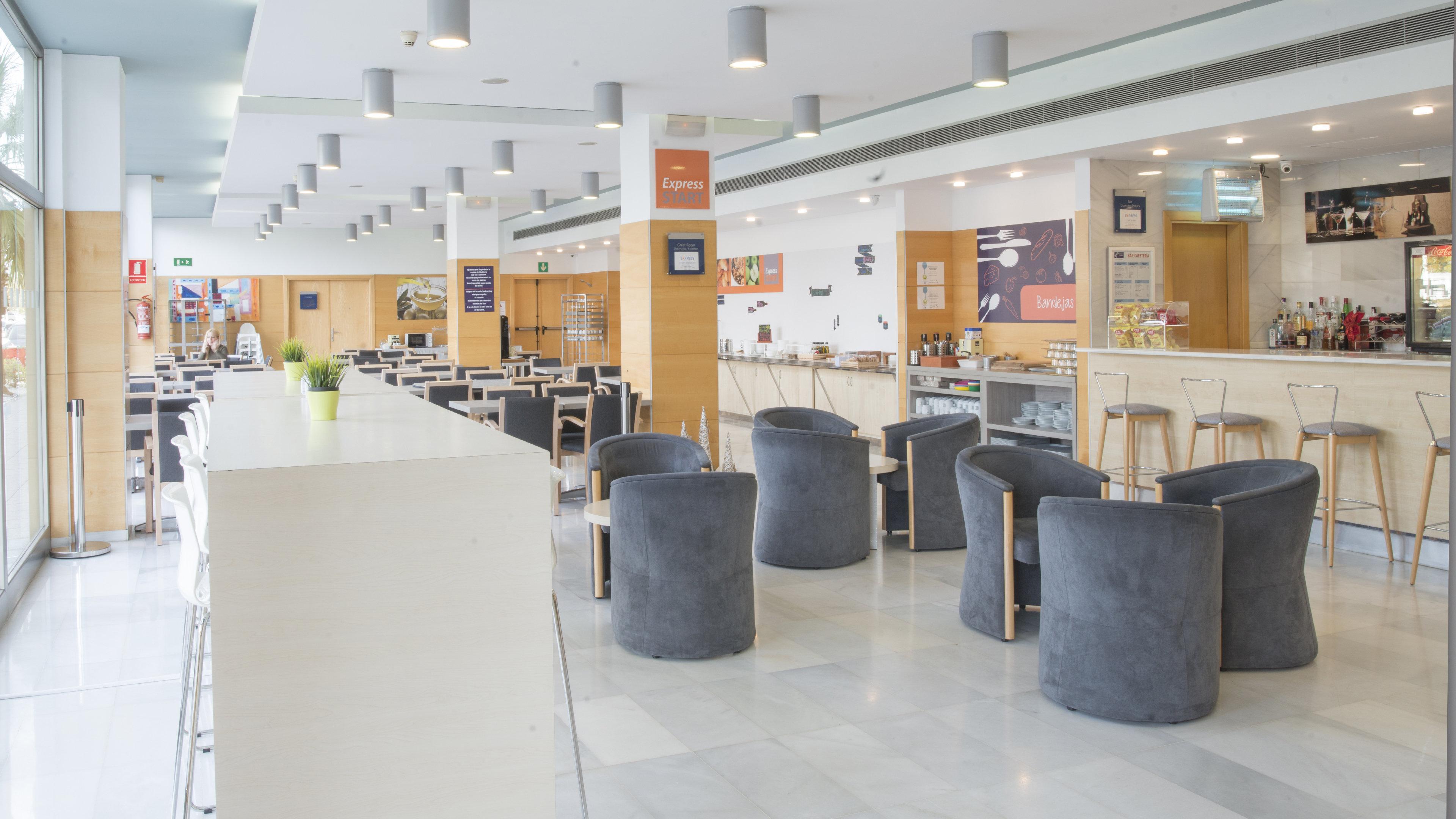 Bar/Salón Holiday Inn Express Valencia - Bonaire by IHG