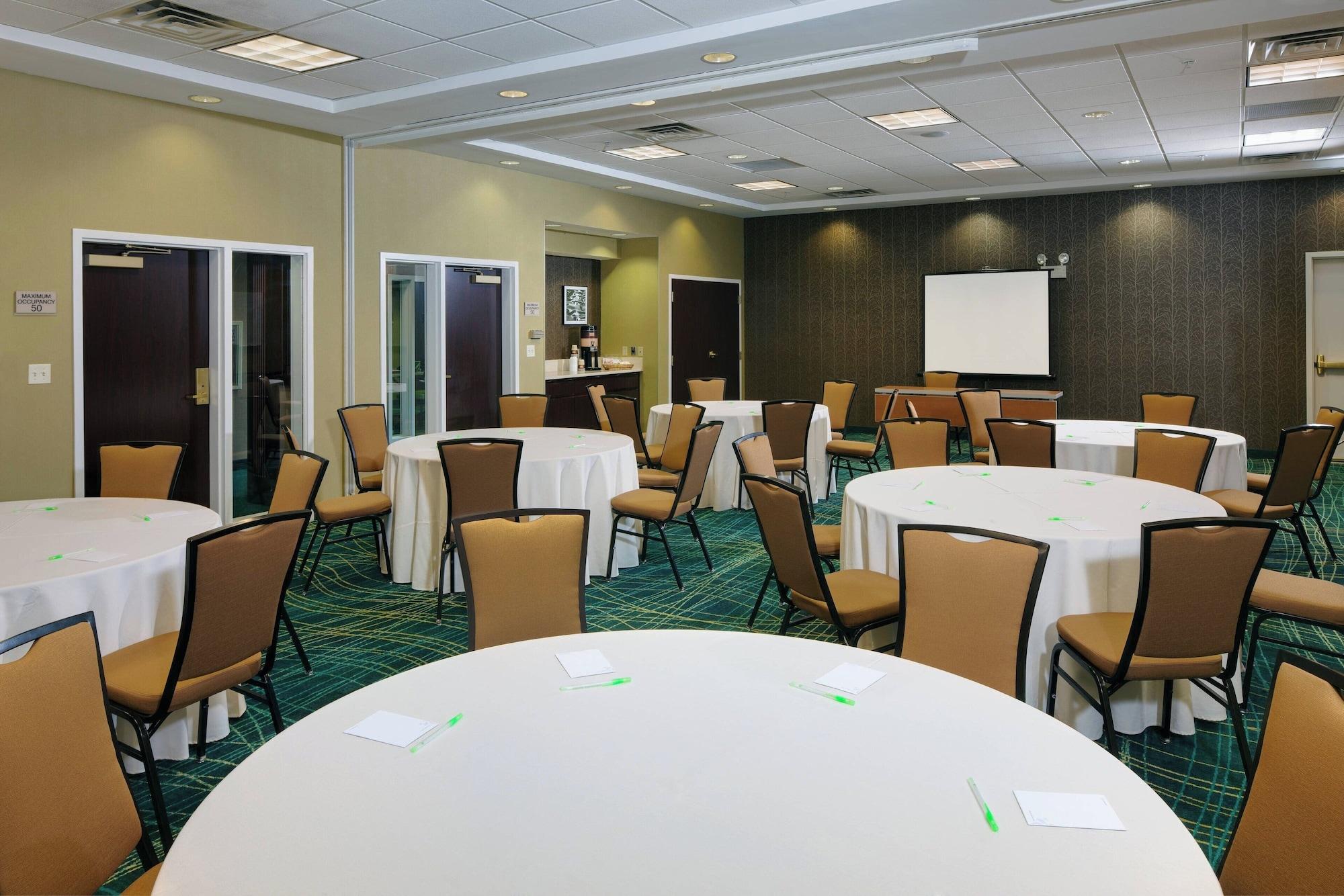 Sala de Reuniones SpringHill Suites by Marriott Lansing