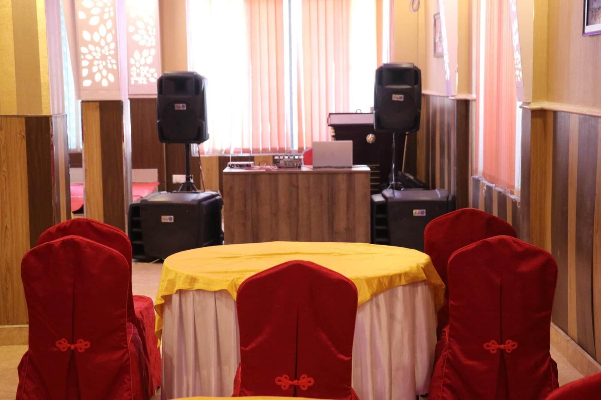 Sala de Reuniones Paradise Ganga - A River Side Hotel