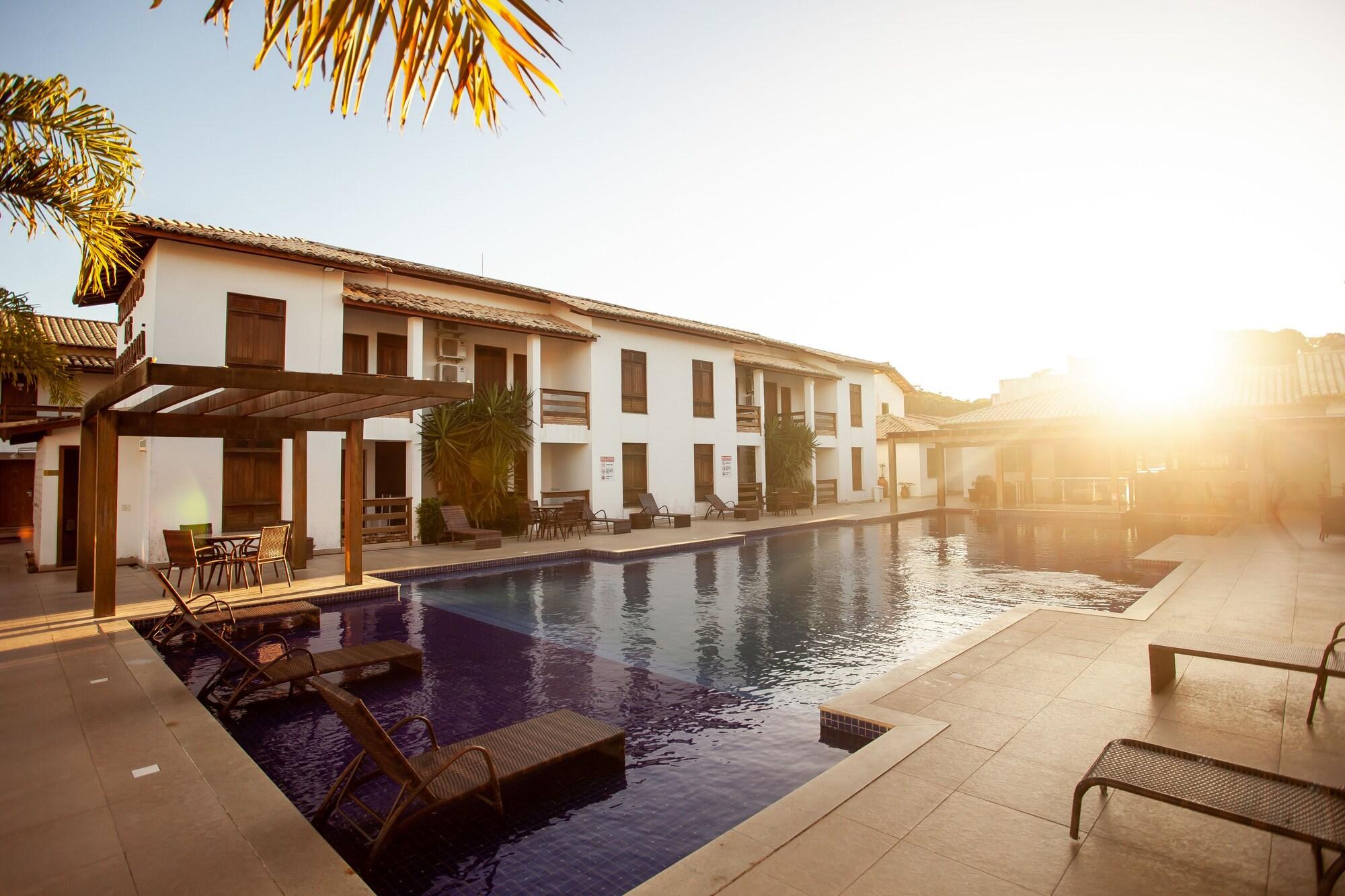 Vista Piscina Hotel Encantos De Itaperapuã