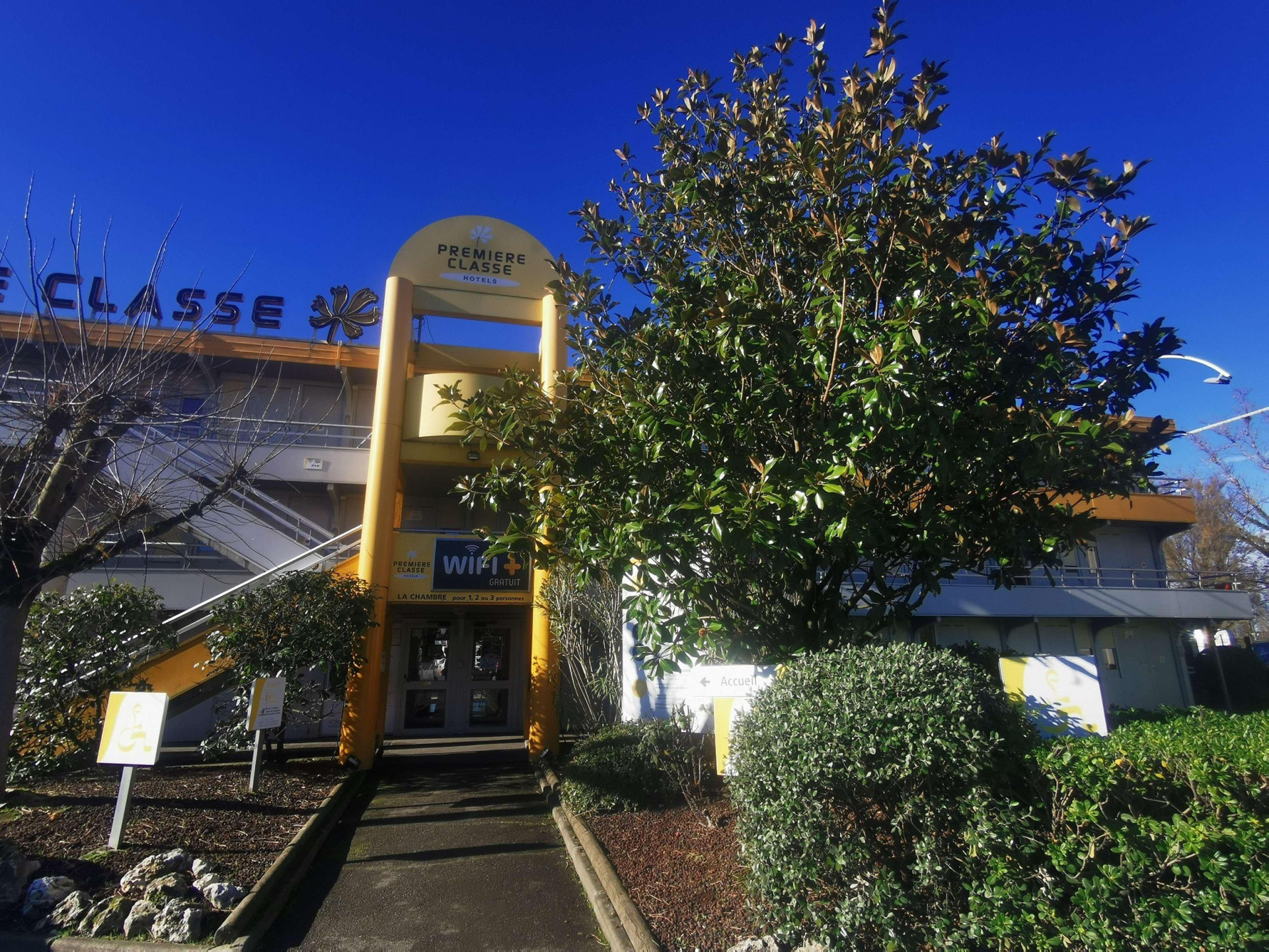 Vista Exterior Hôtel Première Classe Toulouse Nord - Sesquières