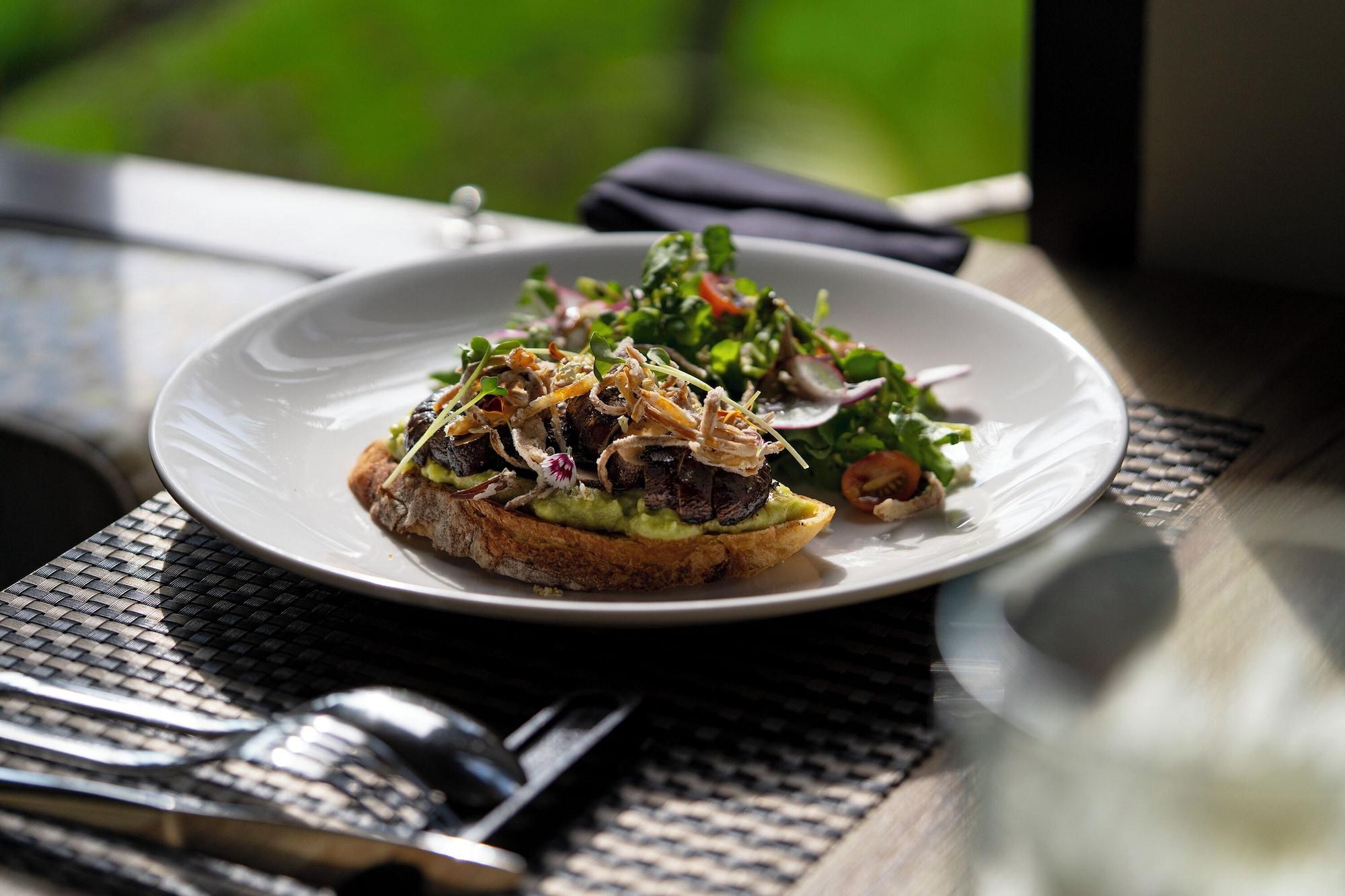 Restaurant The LUXE Ubud, a Boutique Hotel