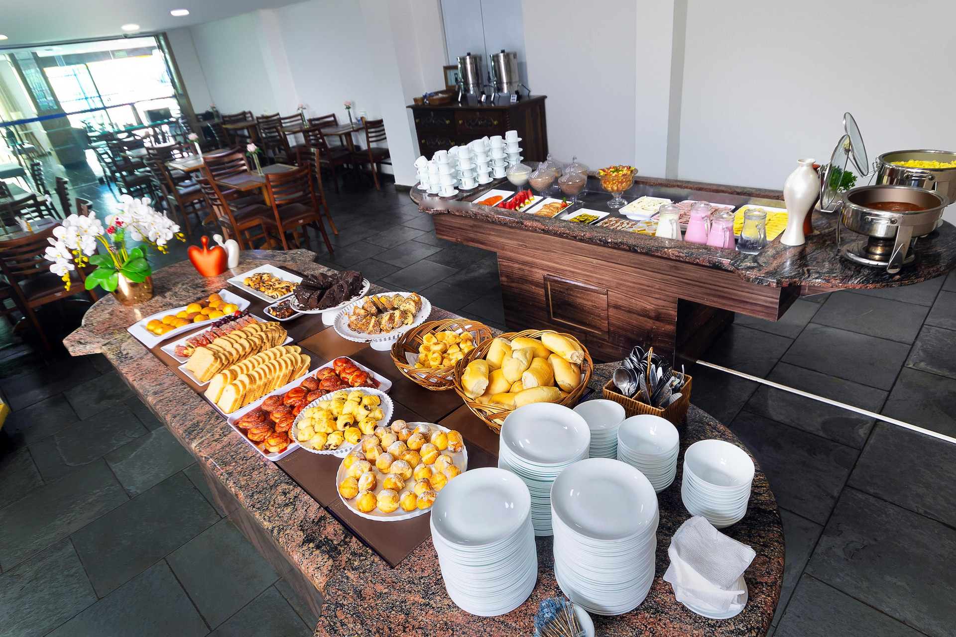 Restaurant Hotel Dan Inn Express Ribeirão Preto by Nacional Inn