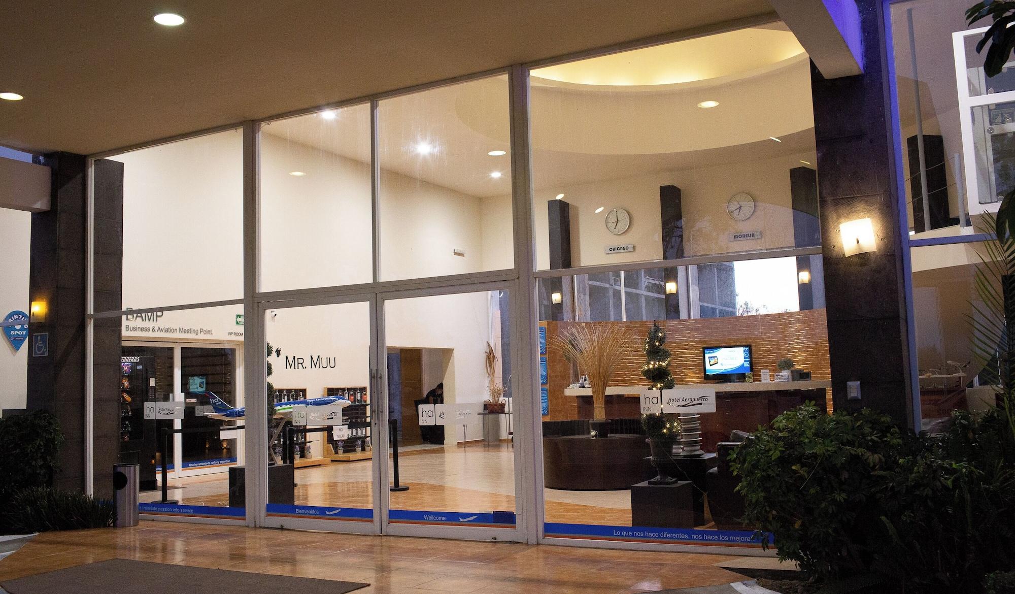 Vista Lobby Hotel Aeropuerto Morelia
