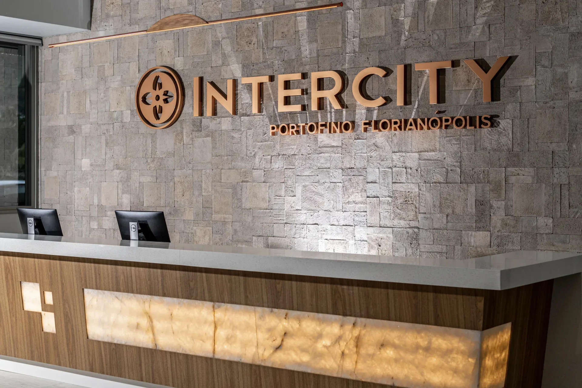 Vista Lobby Hotel Intercity Portofino Florianópolis