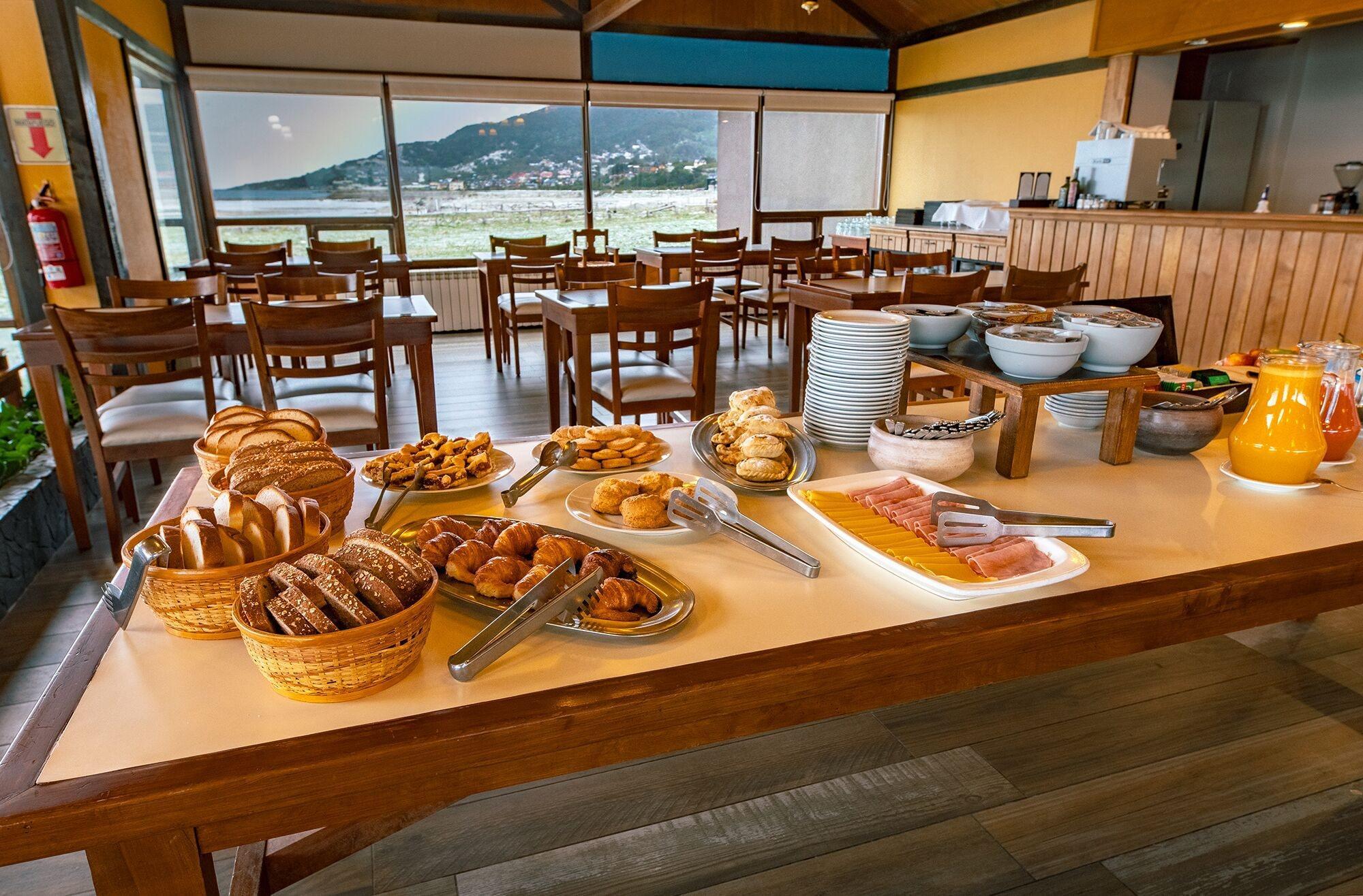 Restaurant Tolkeya N Ushuaia Hotel