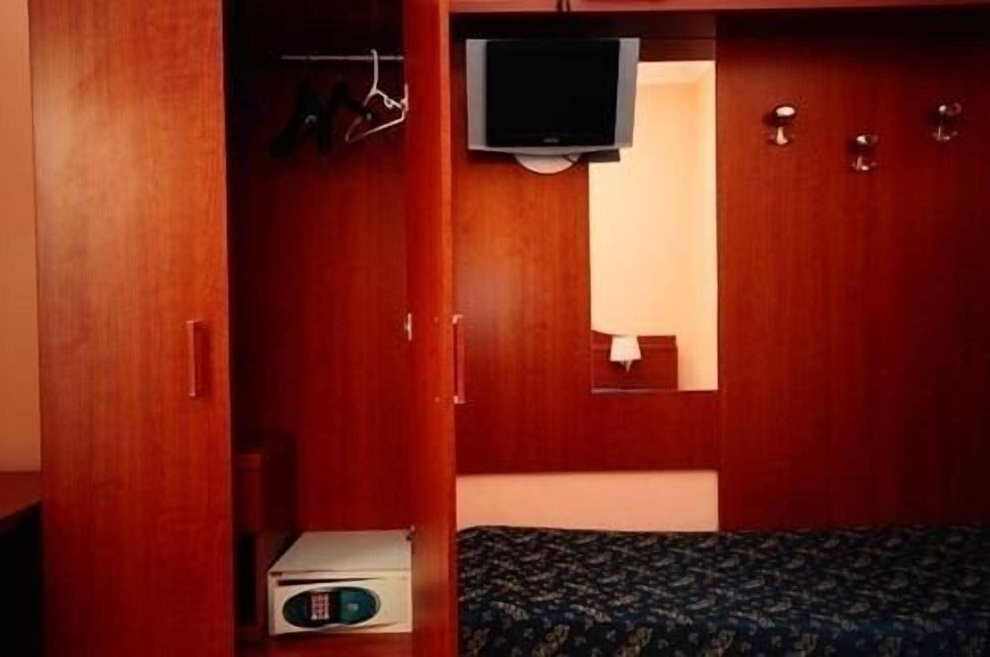 Set de Habitación Termini Station Rooms