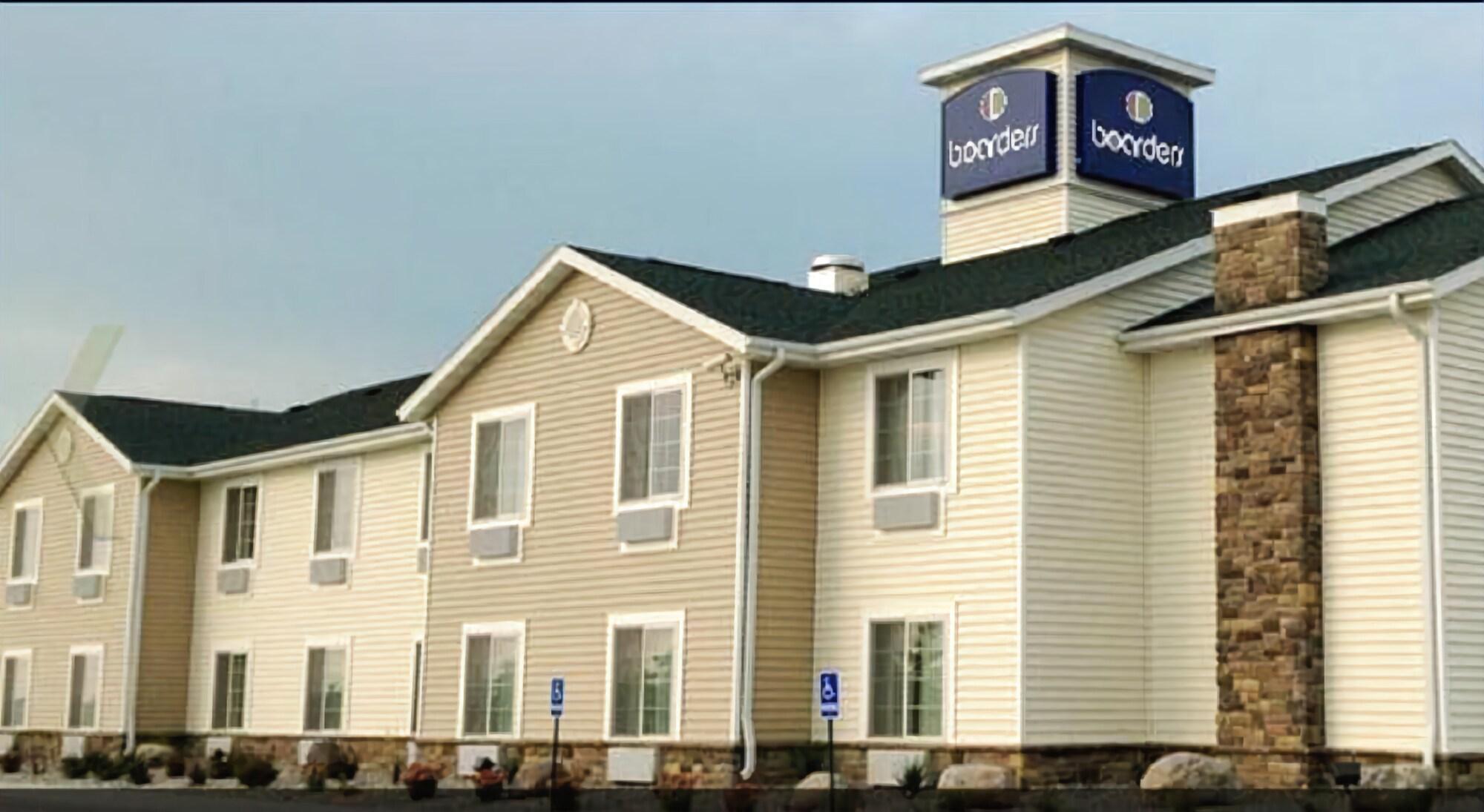 Vista Exterior Evansville Inn & Suites by OYO