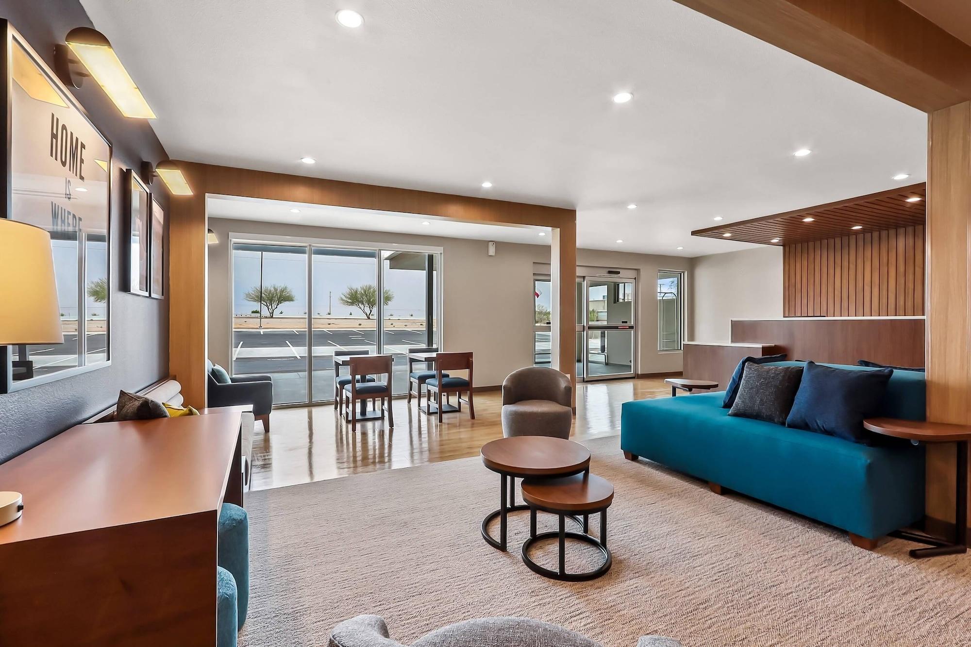 Vista Lobby Everhome Suites El Paso Airport Near Fort Bliss by Choice Hotels