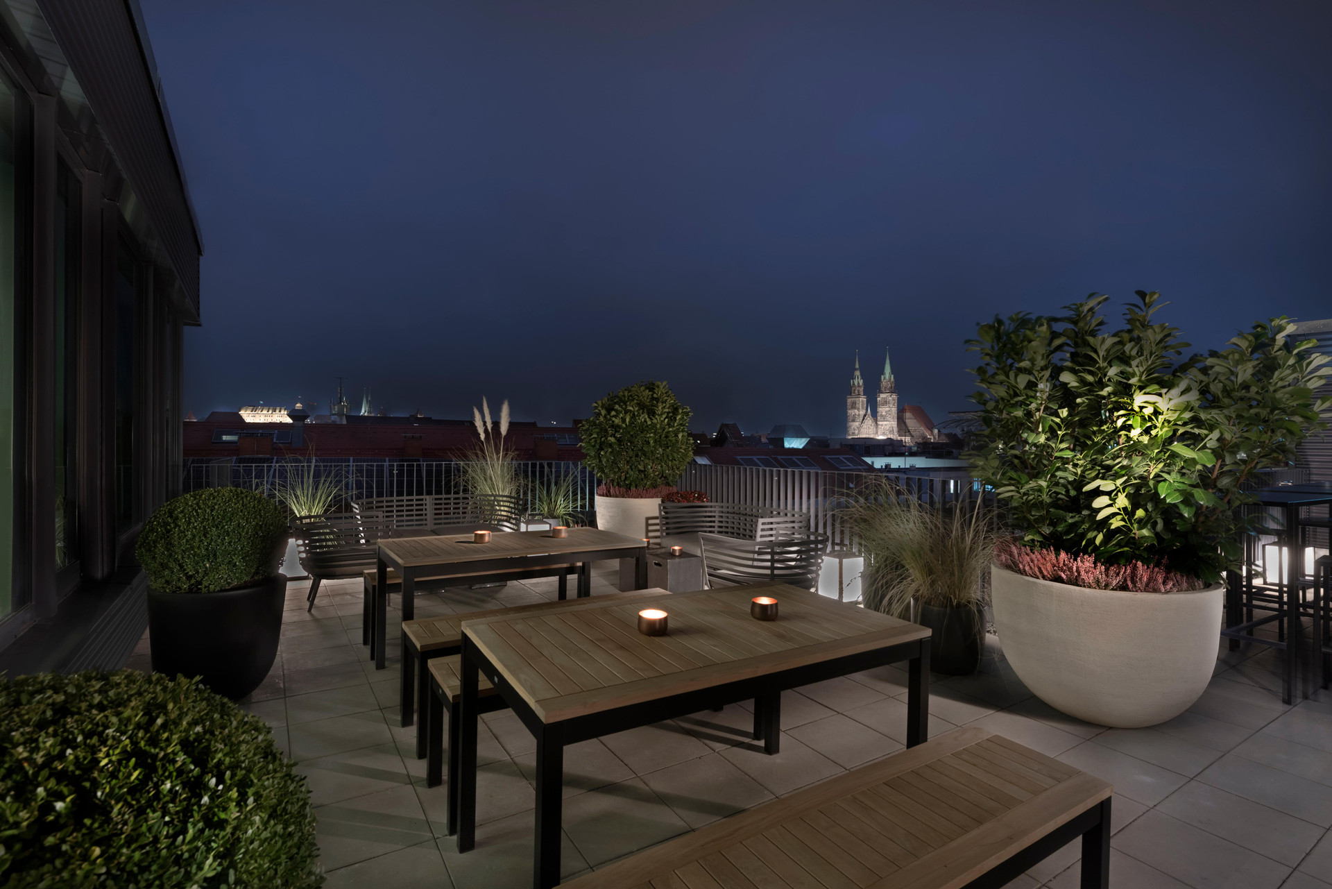 Bar/Salón Adina Apartment Hotel Nuremberg