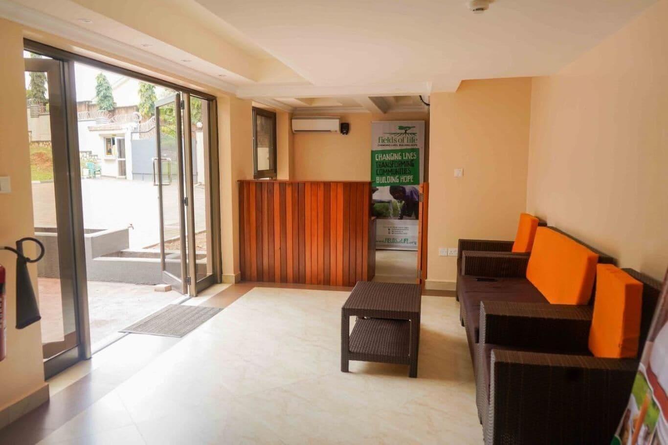 Vista do lobby Emmaus Guest House