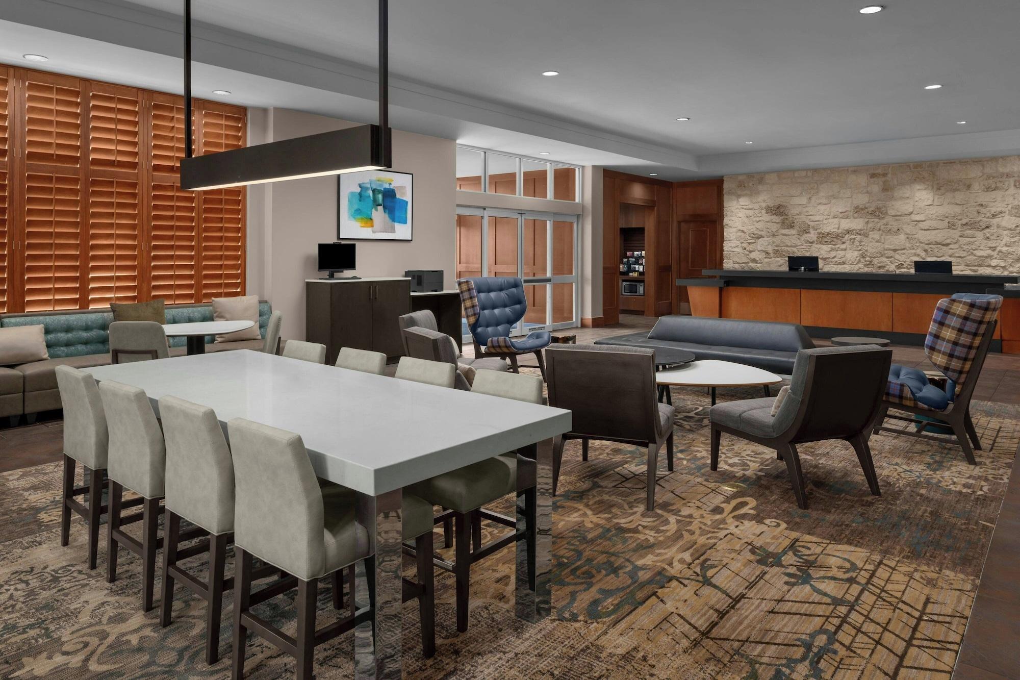 Vista Lobby Residence Inn by Marriott San Antonio Six Flags at The Rim