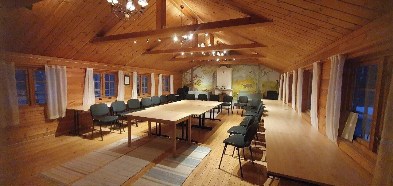 Sala de Reuniones Onga Lodge