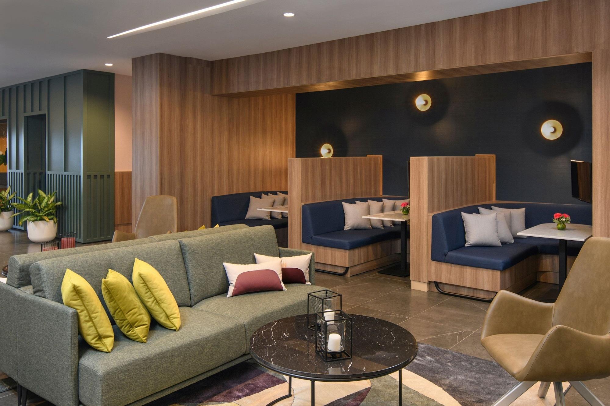 Vista Lobby Courtyard by Marriott Santo Domingo